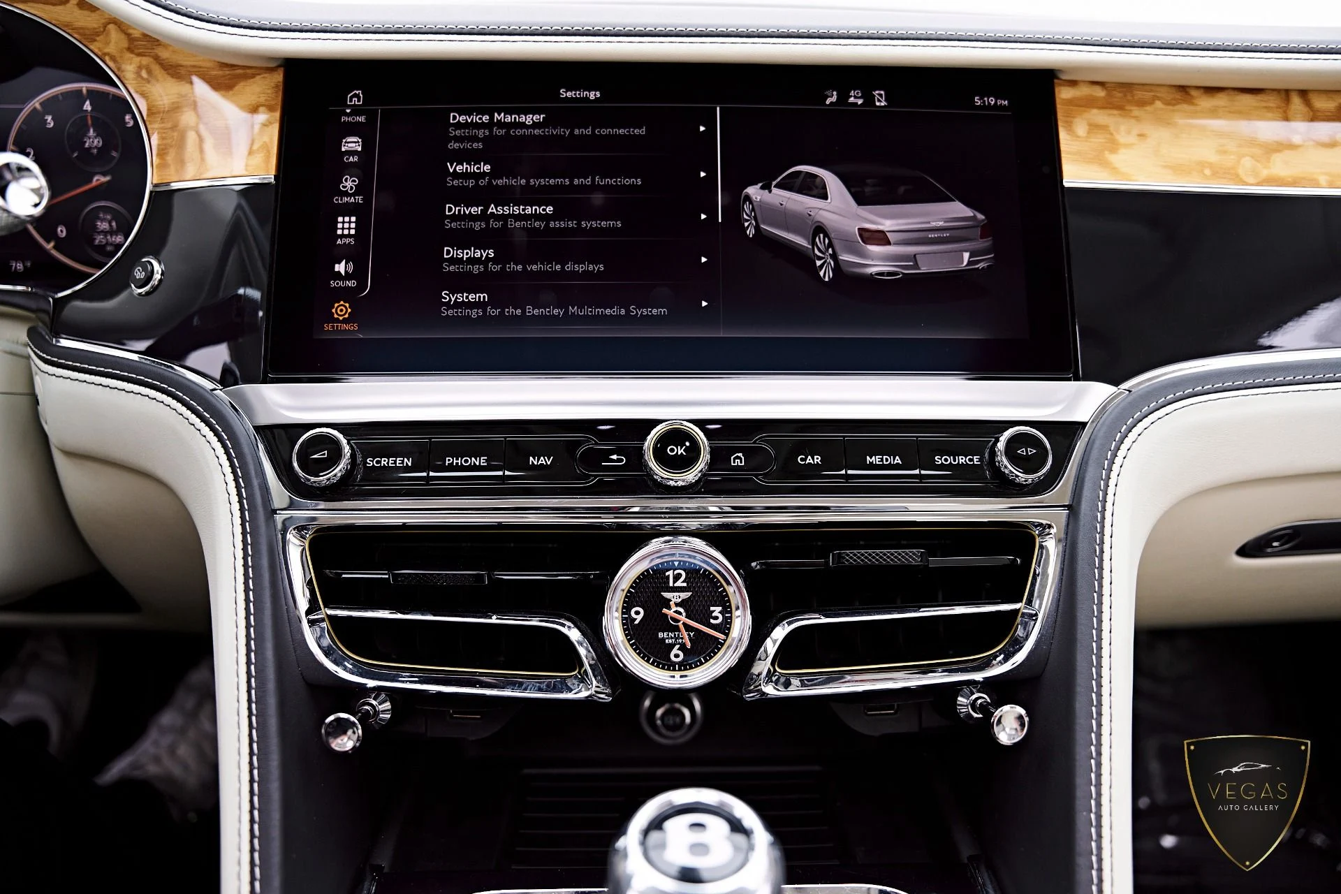 mph081_1500392753_Used_2022_Bentley_Flying_Spur_V8_1782495121_01b3d9a368