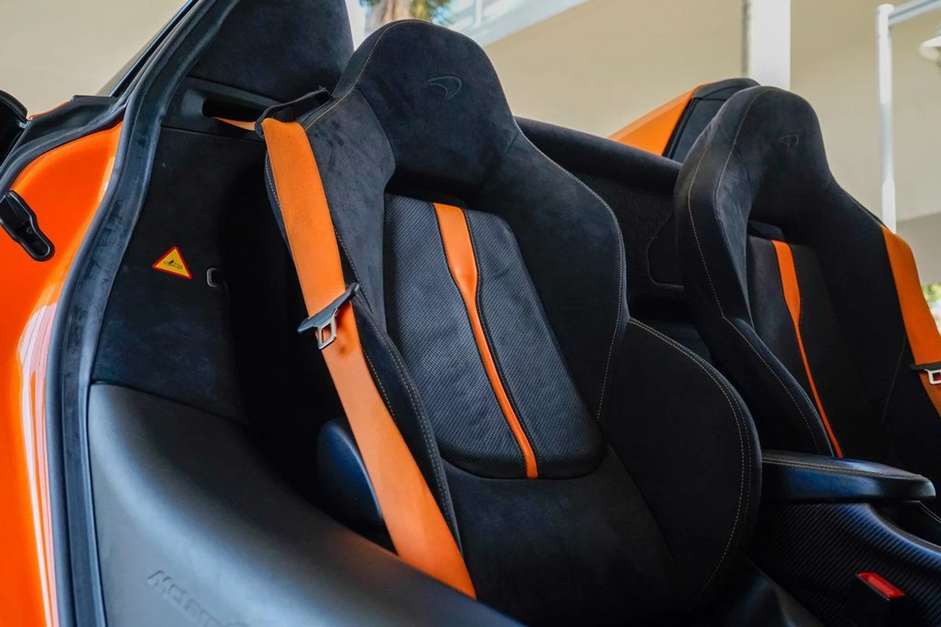 mph081_1666872020_used_2018_mclaren_570s_spider_14354_22891400_82_1024_333a6aeb83