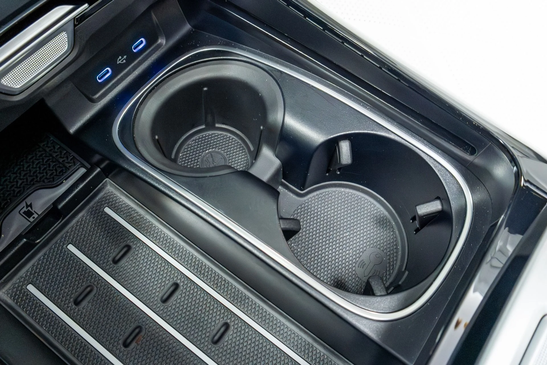 mph081_1682733539_Used_2023_Mercedes_Benz_S_Class_Maybach_S_680_4_MATIC_1776091329_e5b2368622