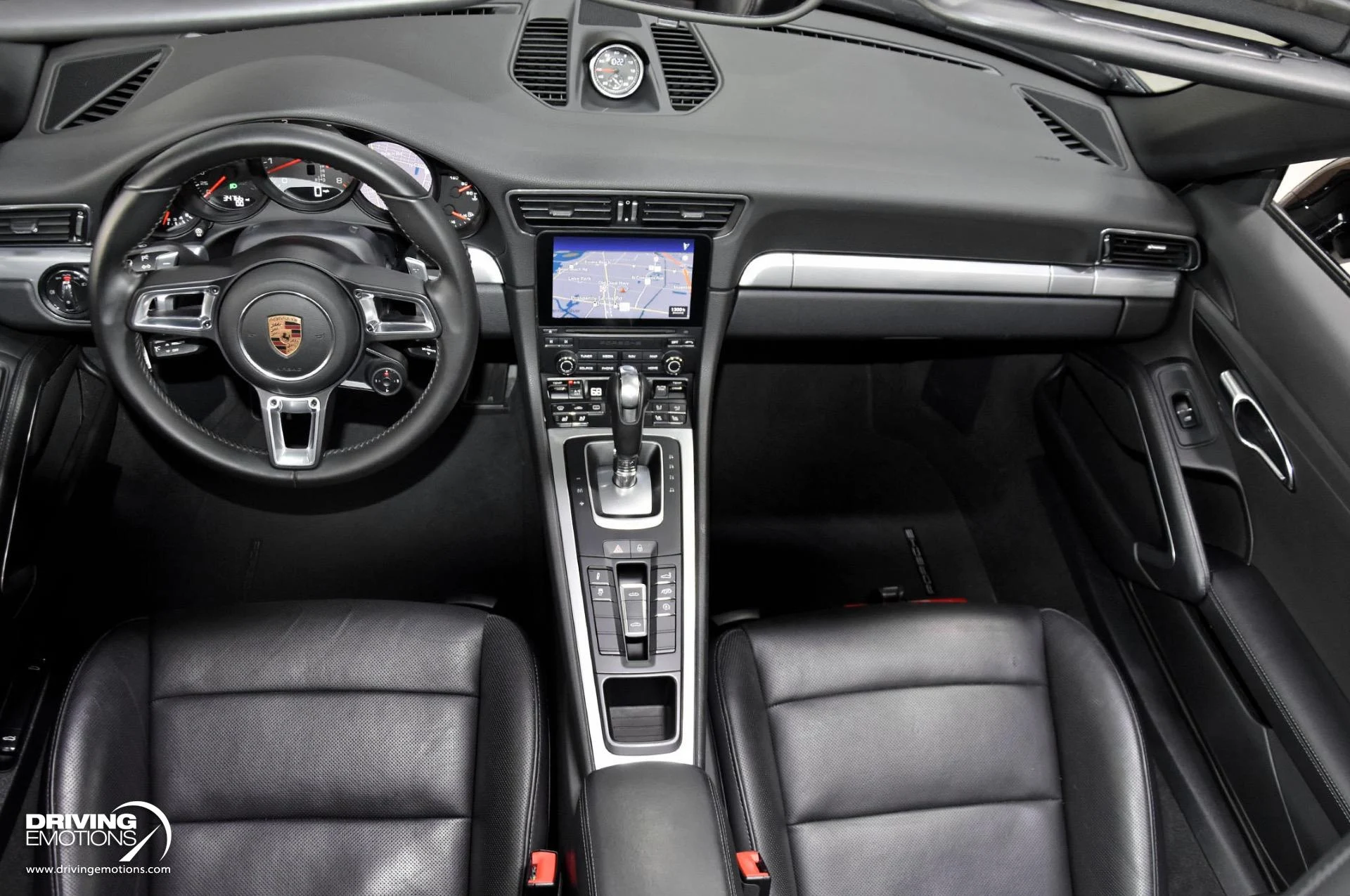 mph081_169062557_868_p82_l_bdbc680d93