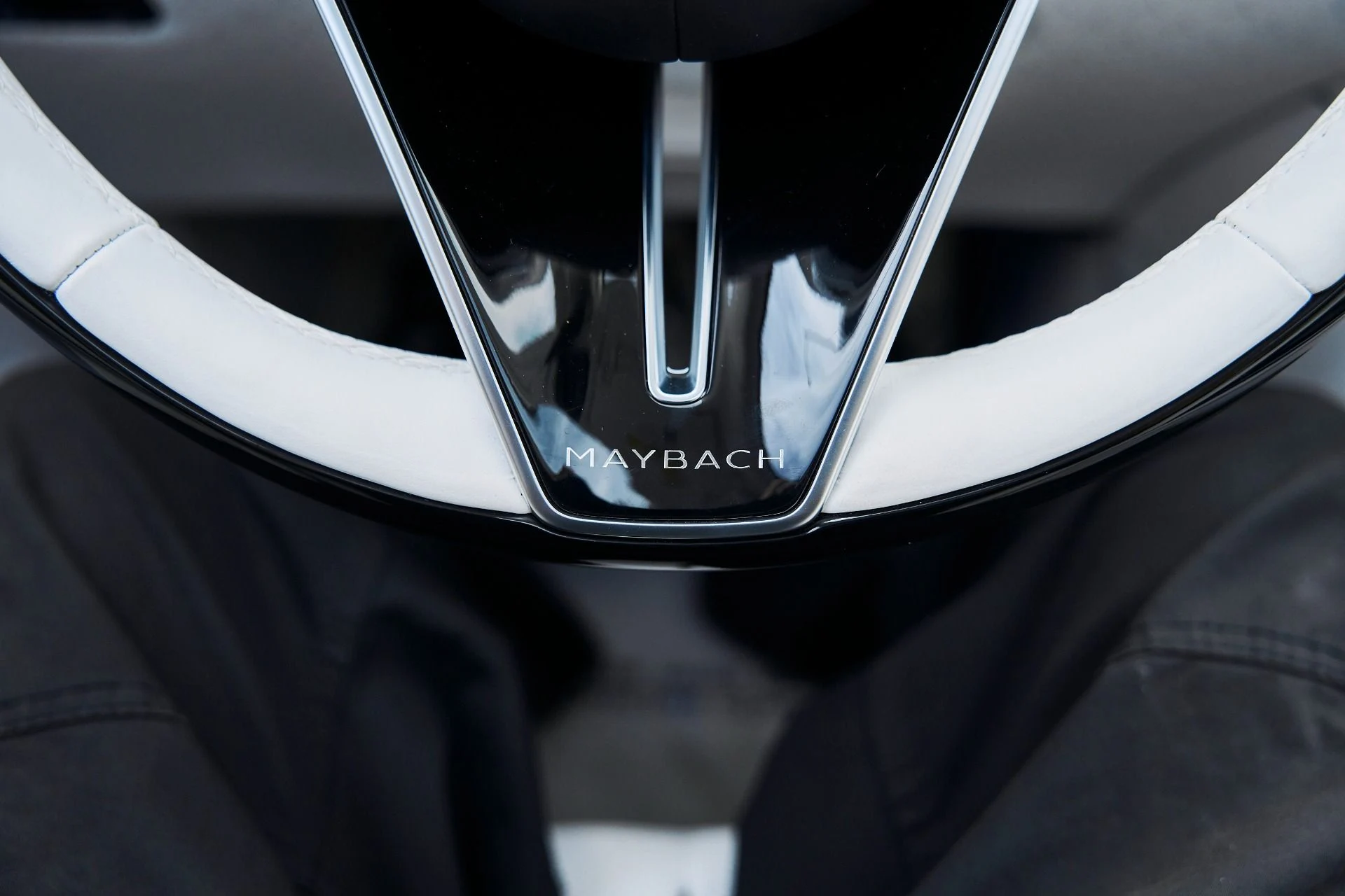 mph081_169464505_Used_2023_Mercedes_Benz_S_Class_Maybach_S_680_1772678685_eba9e56656