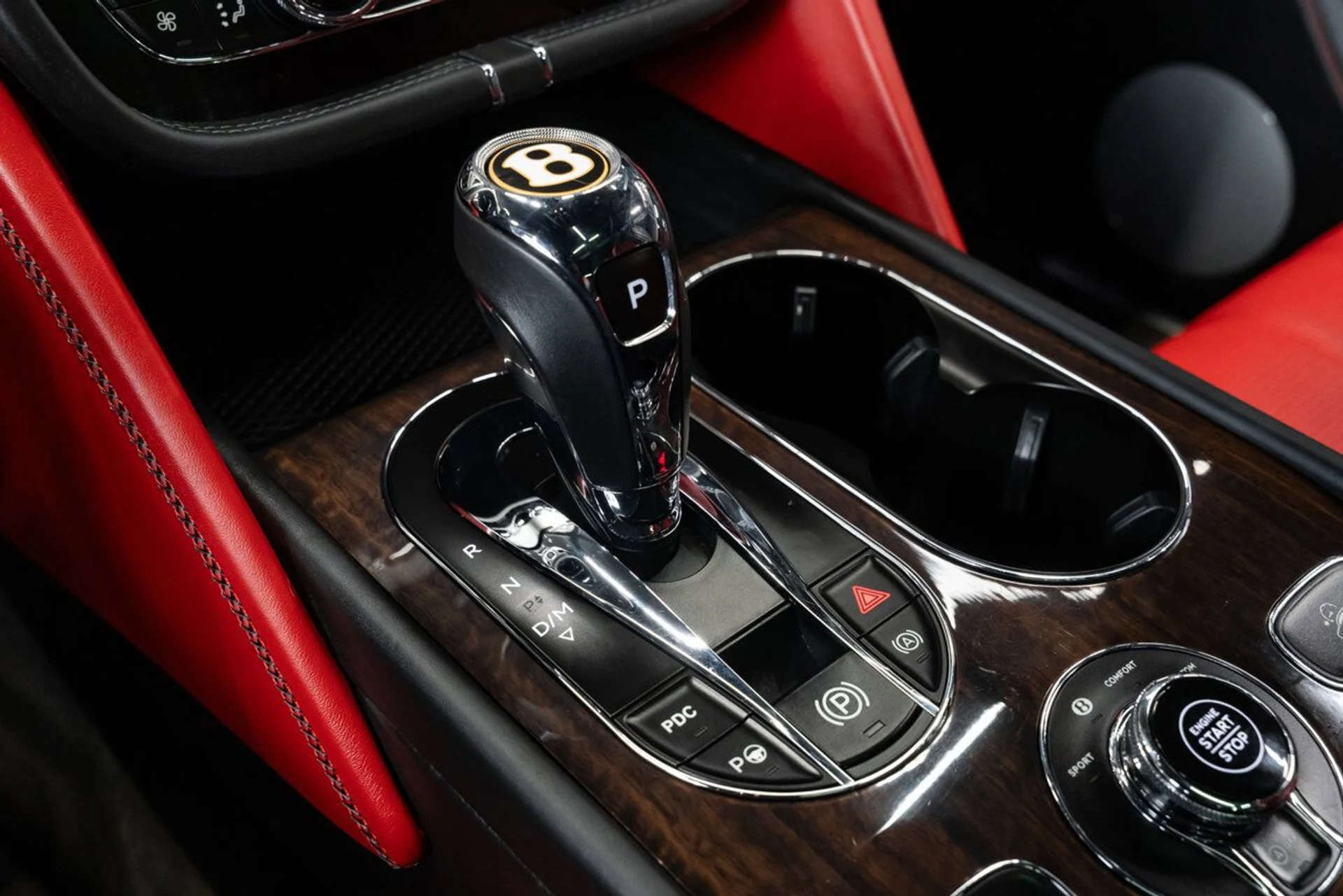 mph081_1784654600_bentley_bentayga_2019_4e29267b0c