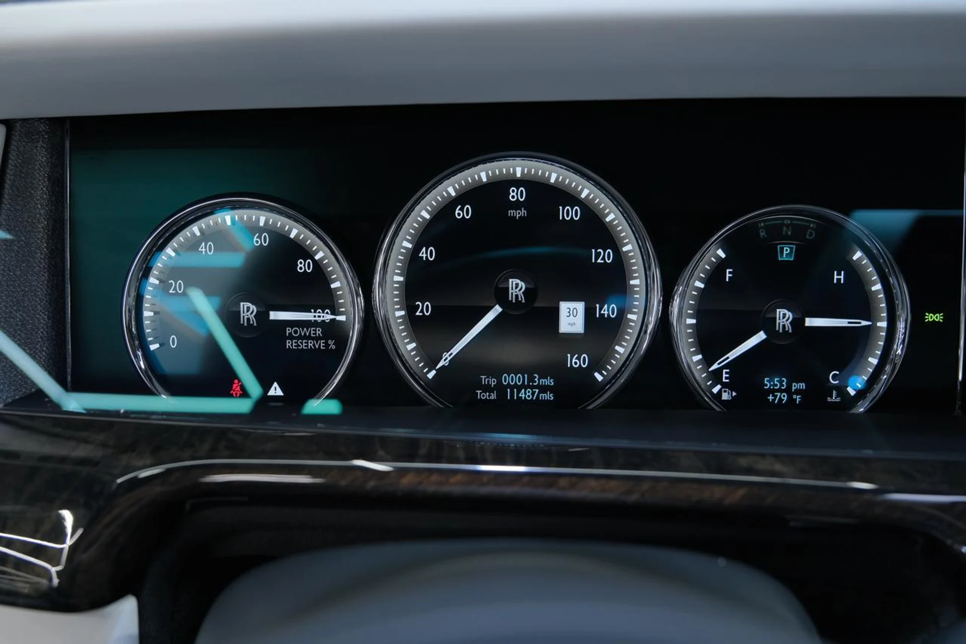 mph081_2001328428_58bde5c85e5c18762988a2ed71e816b7_681e0f03d2