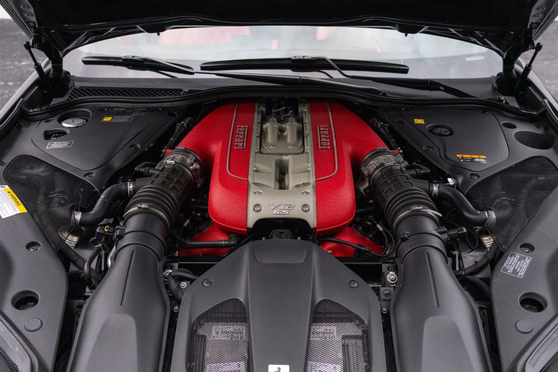 mph081_2030648711_Used_2022_Ferrari_812_GTS_1768275128_41e26eab91