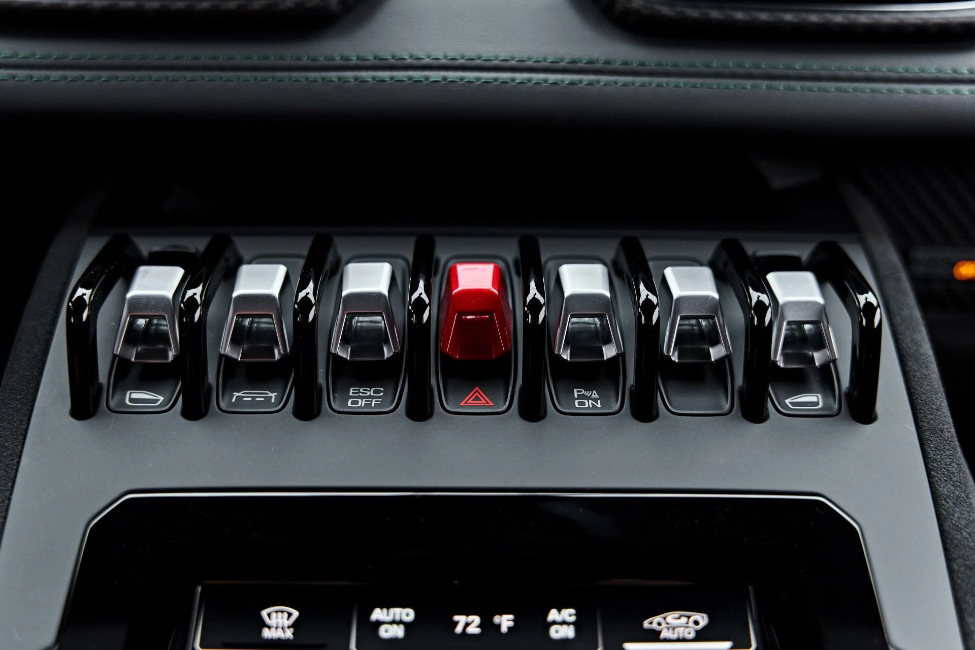 mph081_2188740216_Used_2024_Lamborghini_Huracan_Sterrato_Base_1790365072_5531f1b7b2
