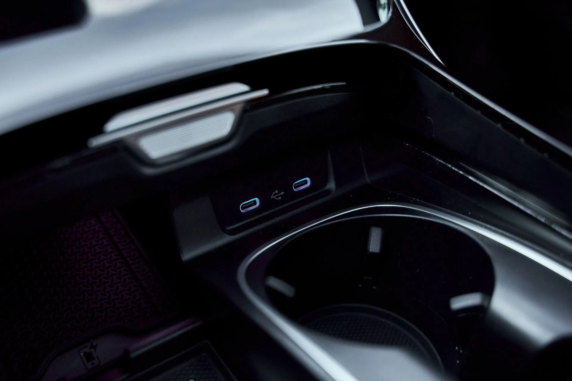 mph081_220519083_Used_2026_Mercedes_Benz_S_Class_Maybach_S_680_1769716793_0530e08186