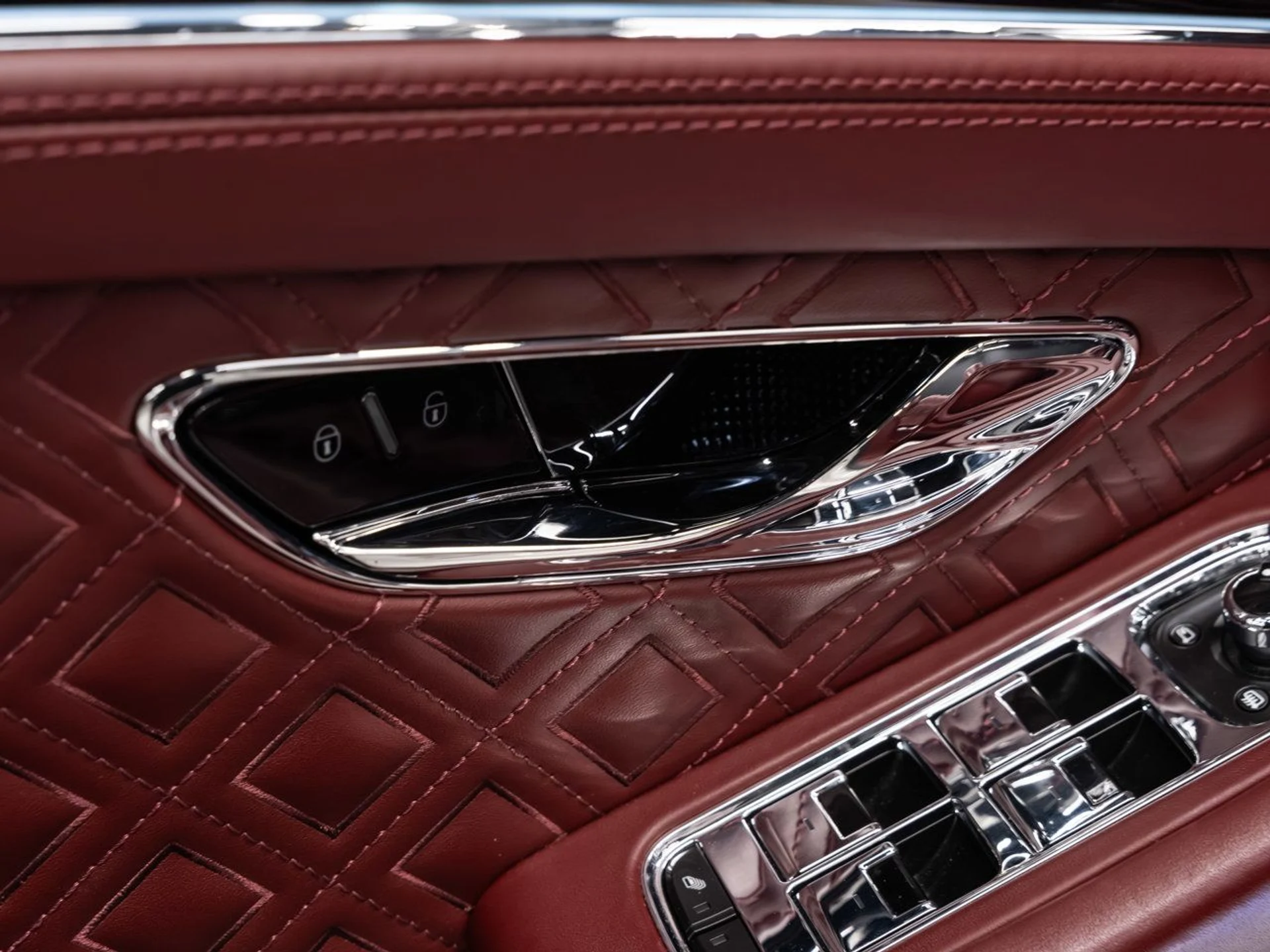 mph081_2230027573_bentley_continental_2020_5dc7f90d88