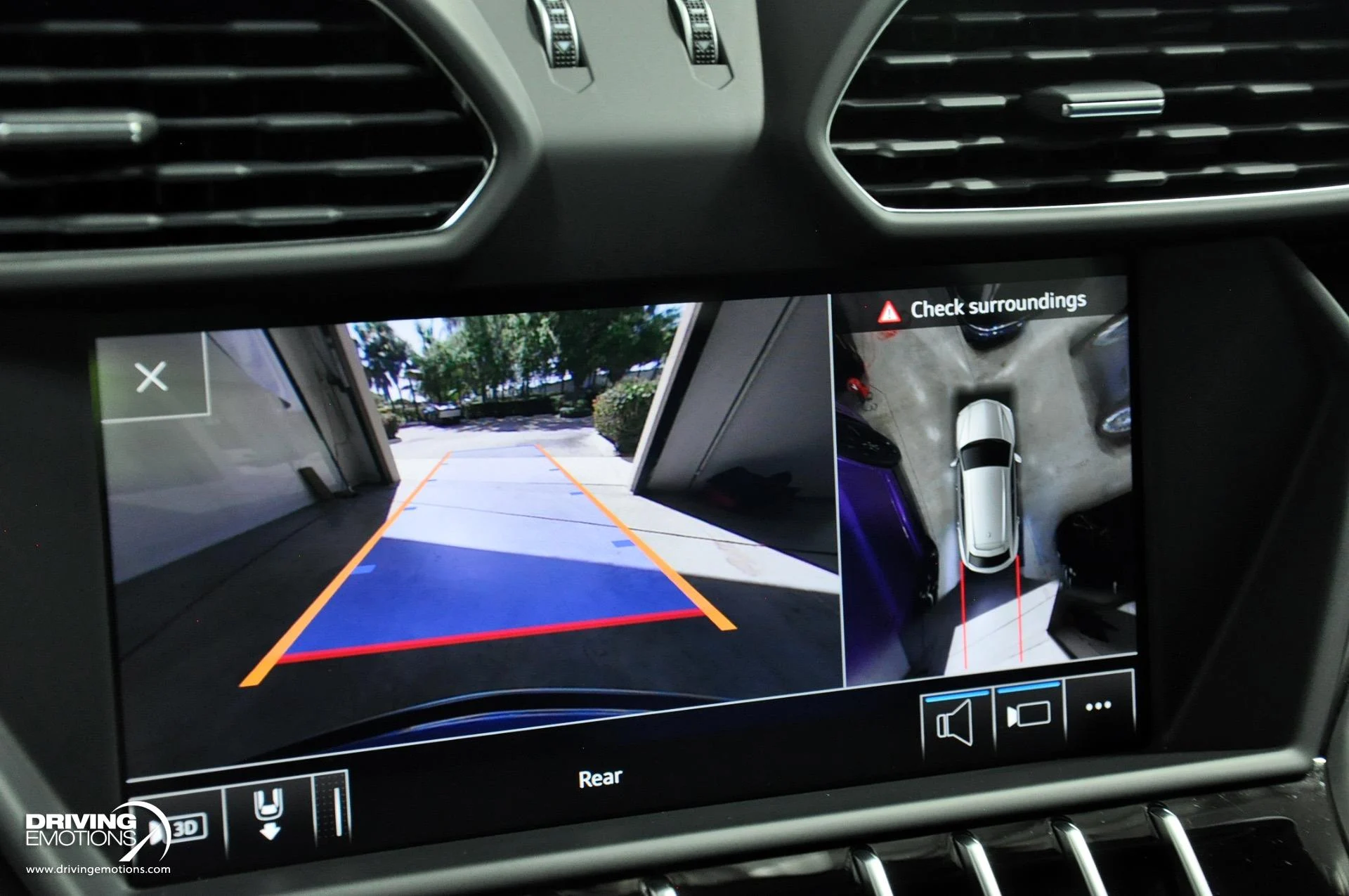 mph081_2256893478_801_p82_l_9fd68d0a7e