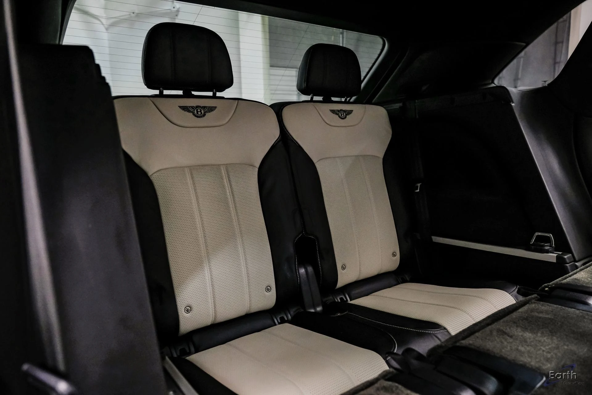 mph081_232092099_414efa499a8ce8f859c0504431963eb6x_6e86f2e04f