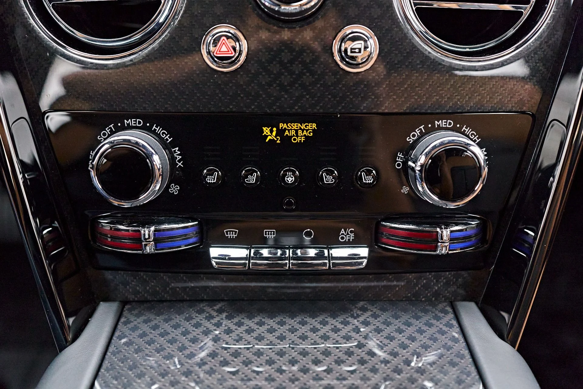 mph081_2403280466_Used_2022_Rolls_Royce_Cullinan_Base_1679686724_70062140b1