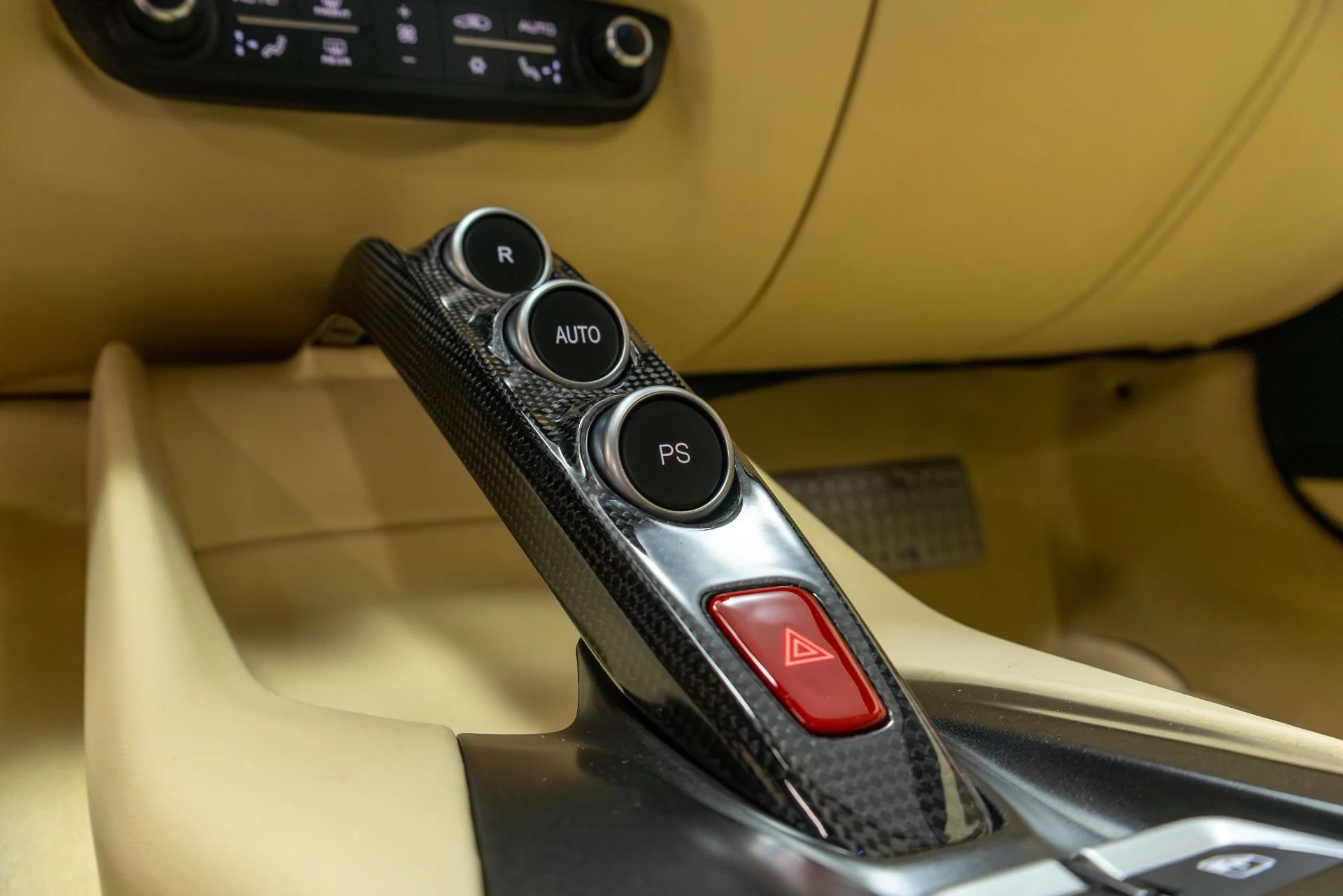 mph081_2406385513_Used_2018_Ferrari_812_Superfast_1763479569_066fd9d41d