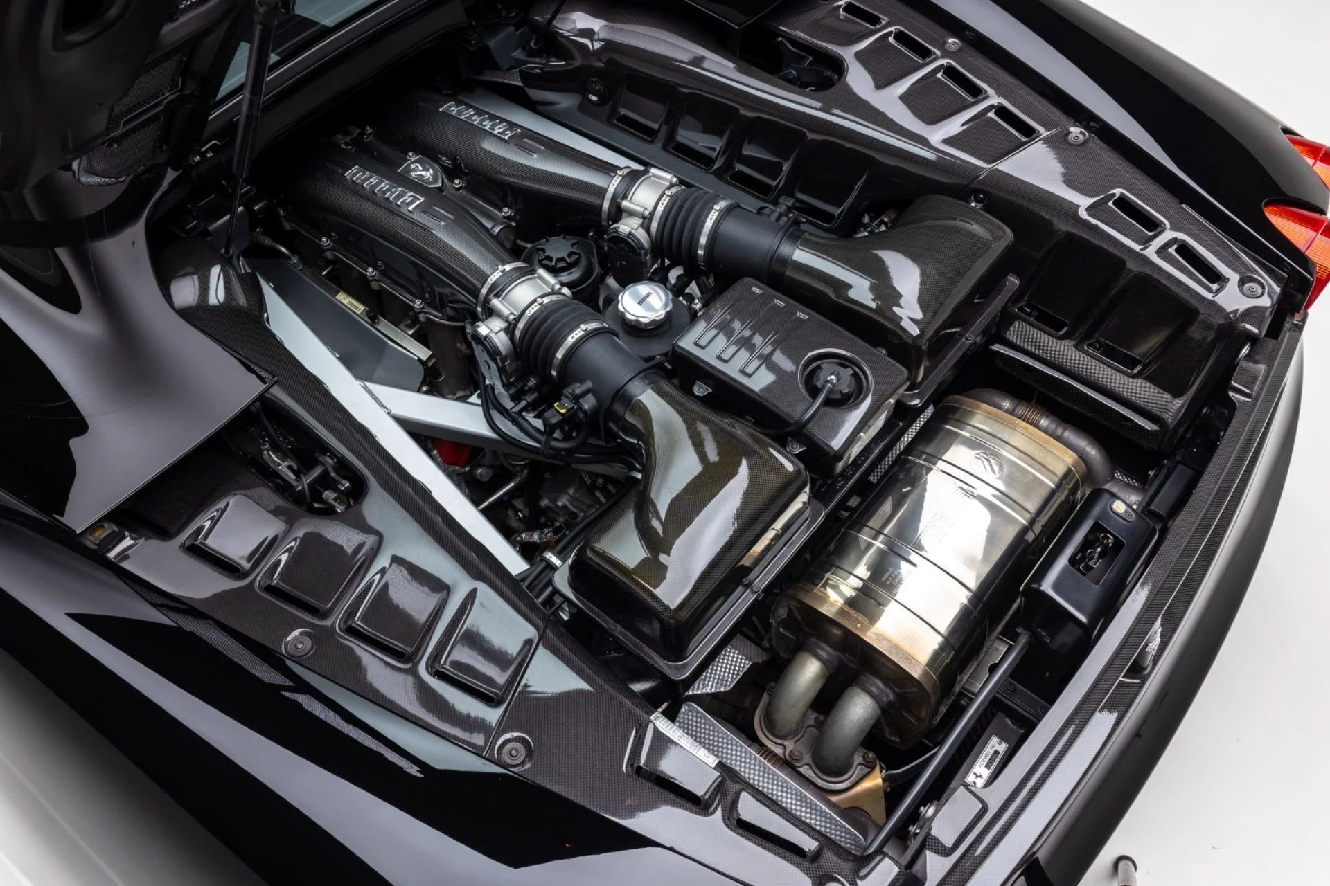 mph081_2424565129_13488_p82_l_90d65a3b99