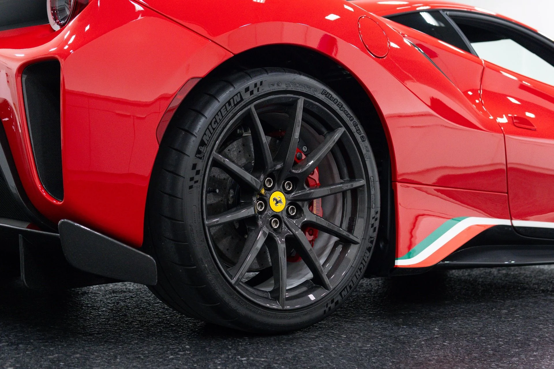 mph081_2446423217_Used_2020_Ferrari_488_Pista_1788470814_6f98f052bb