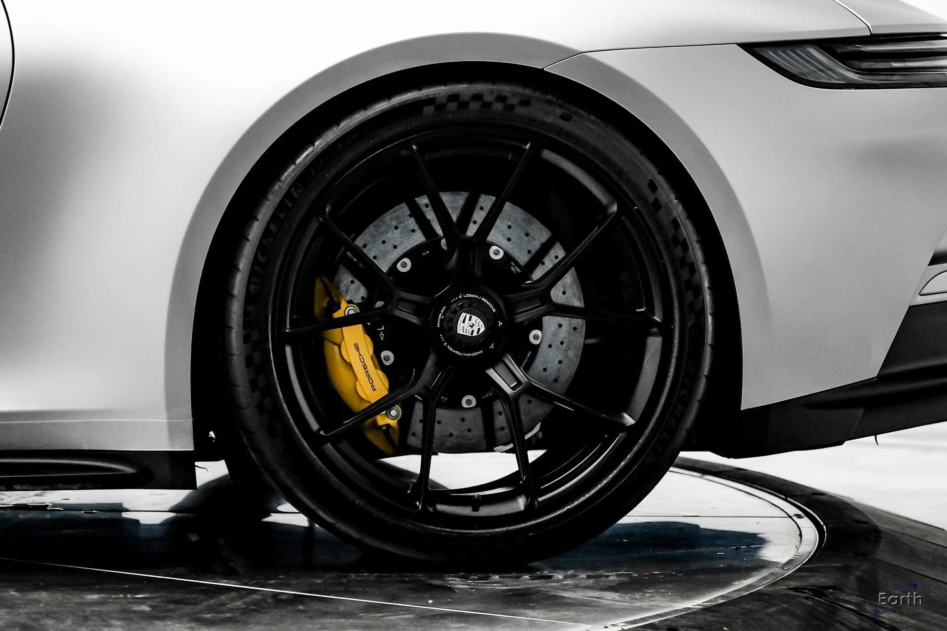 mph081_2478330805_0ebdf57ccd7ae0067276c63e697834dcx_6f217d56f3