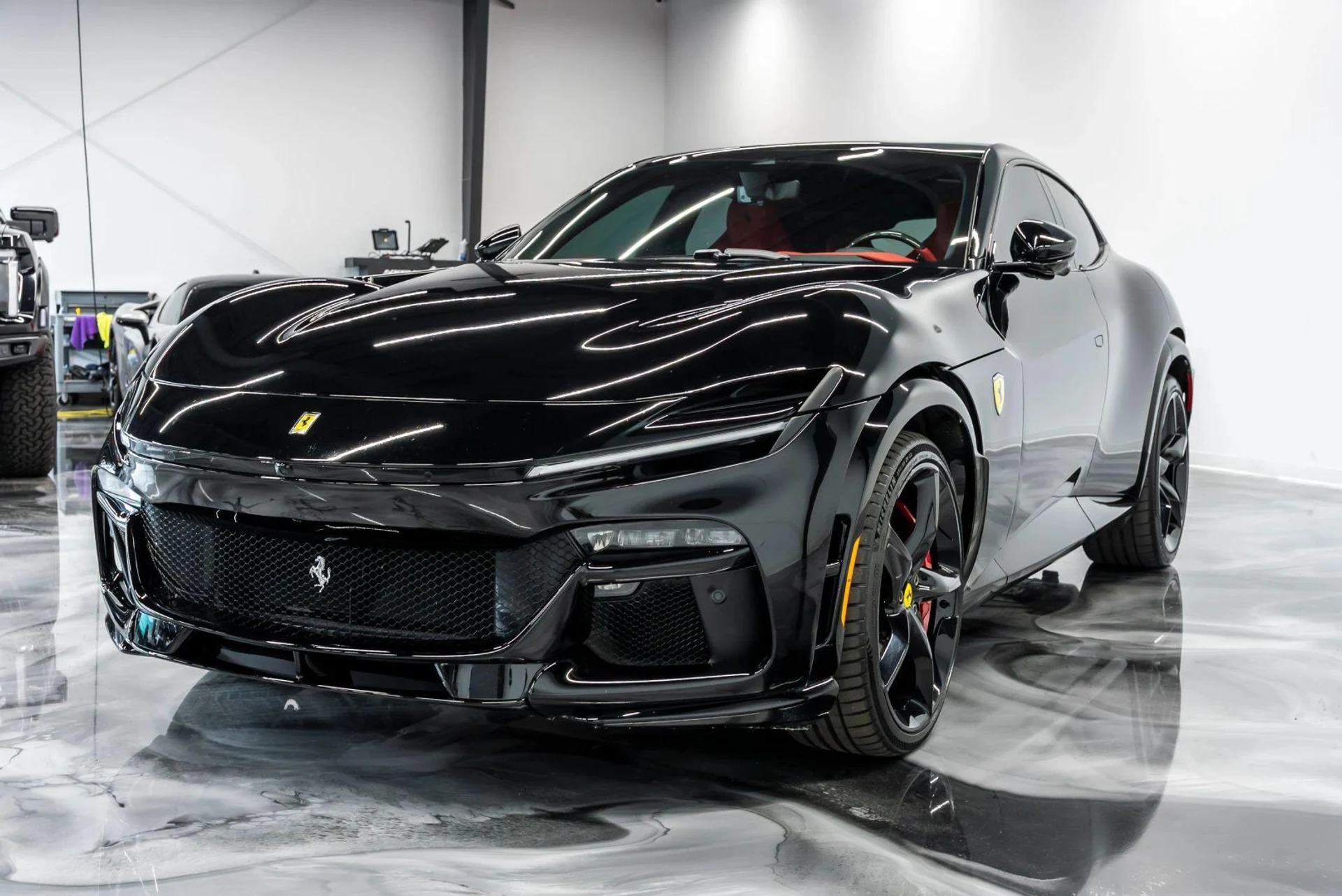 mph081_2526940933_Used_2025_Ferrari_Purosangue_Sport_Utility_4_D_1784849399_d7e302b0dd