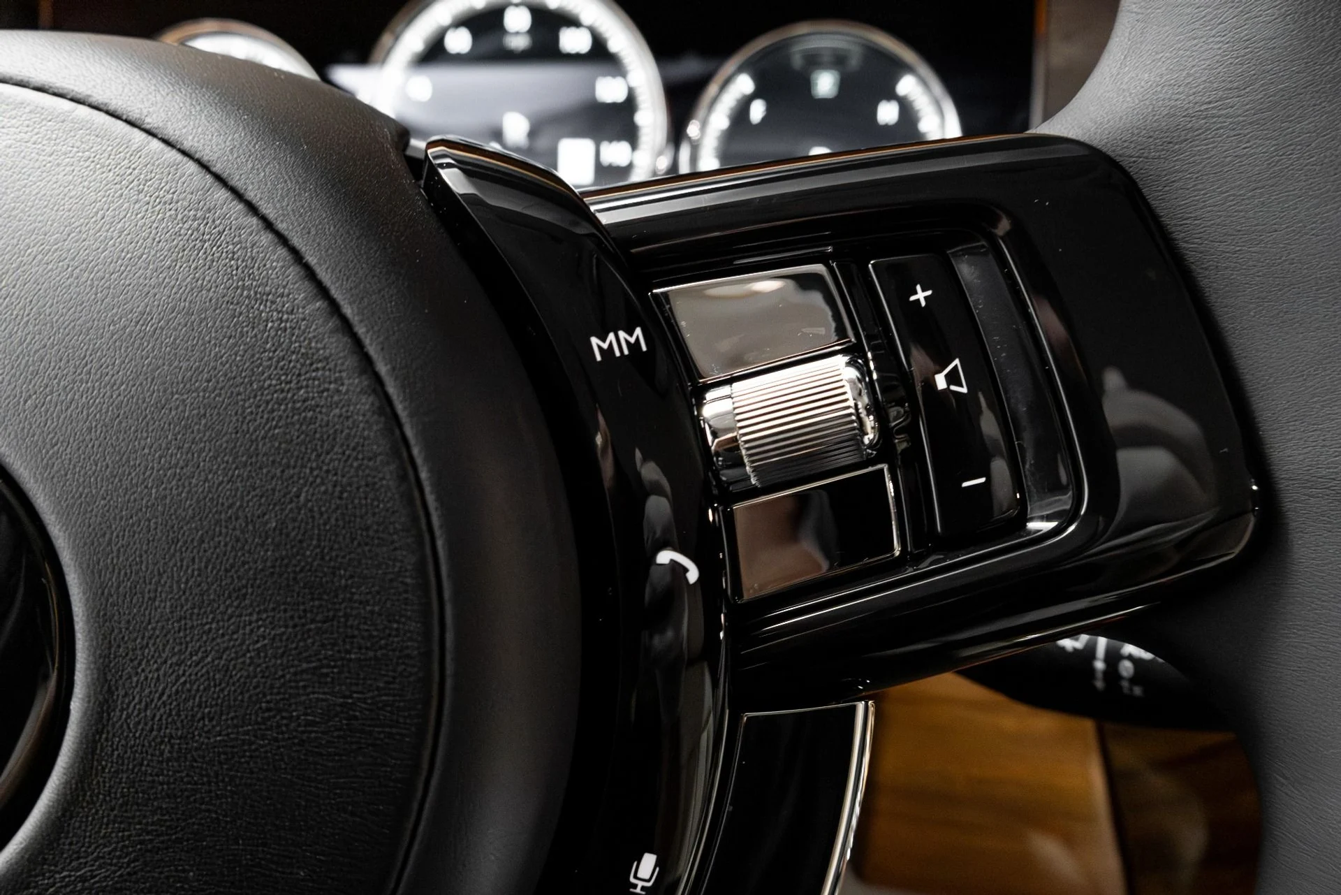 mph081_2567410284_Used_2019_Rolls_Royce_Phantom_1770350910_1bb86a5642