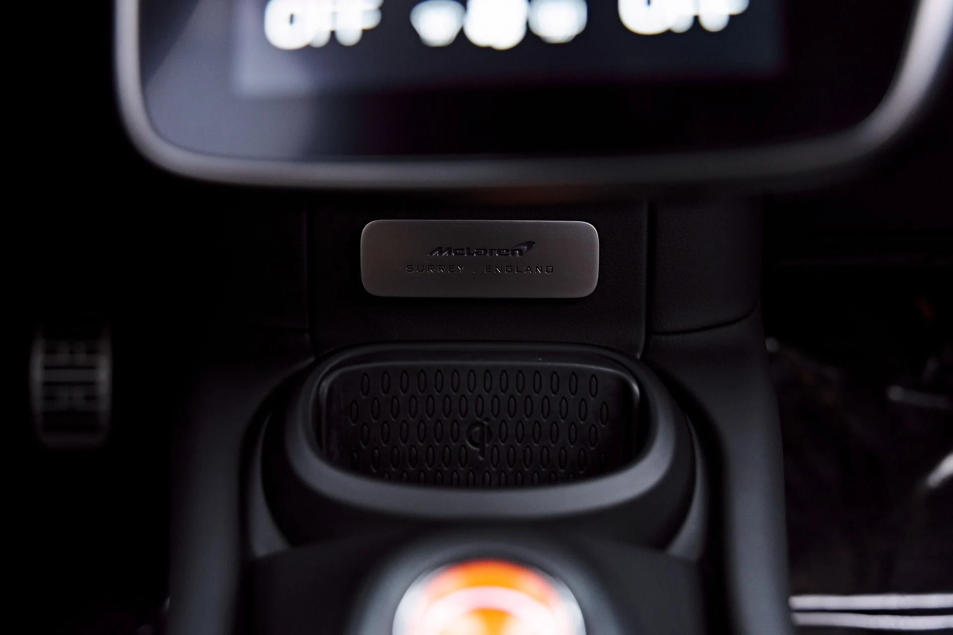 mph081_262193890_Used_2026_Mc_Laren_Artura_Vision_1777507580_44b10a0565