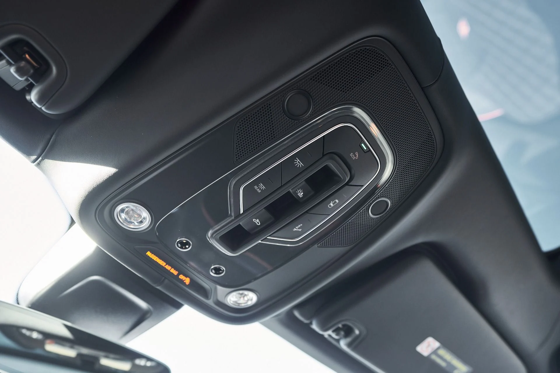 mph081_265796906_Used_2025_Bentley_Bentayga_S_Black_Edition_1764904300_20d77699e6