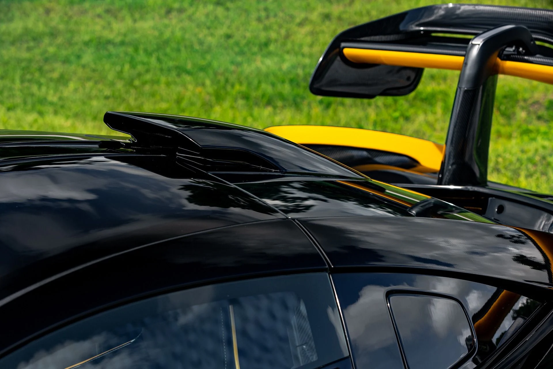 mph081_2665739373_131_p82_l_9e924ac1b6