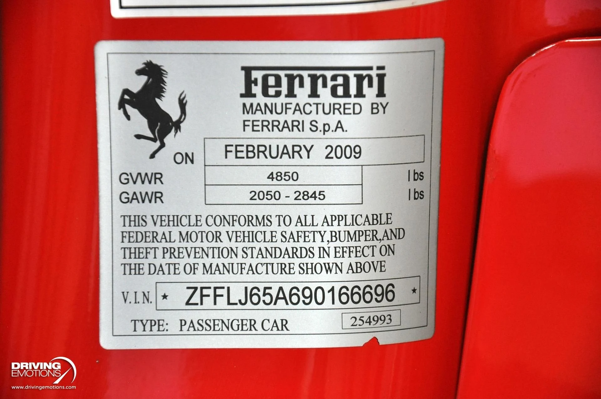 mph081_2669440342_505_p82_l_d9bbb8eba7