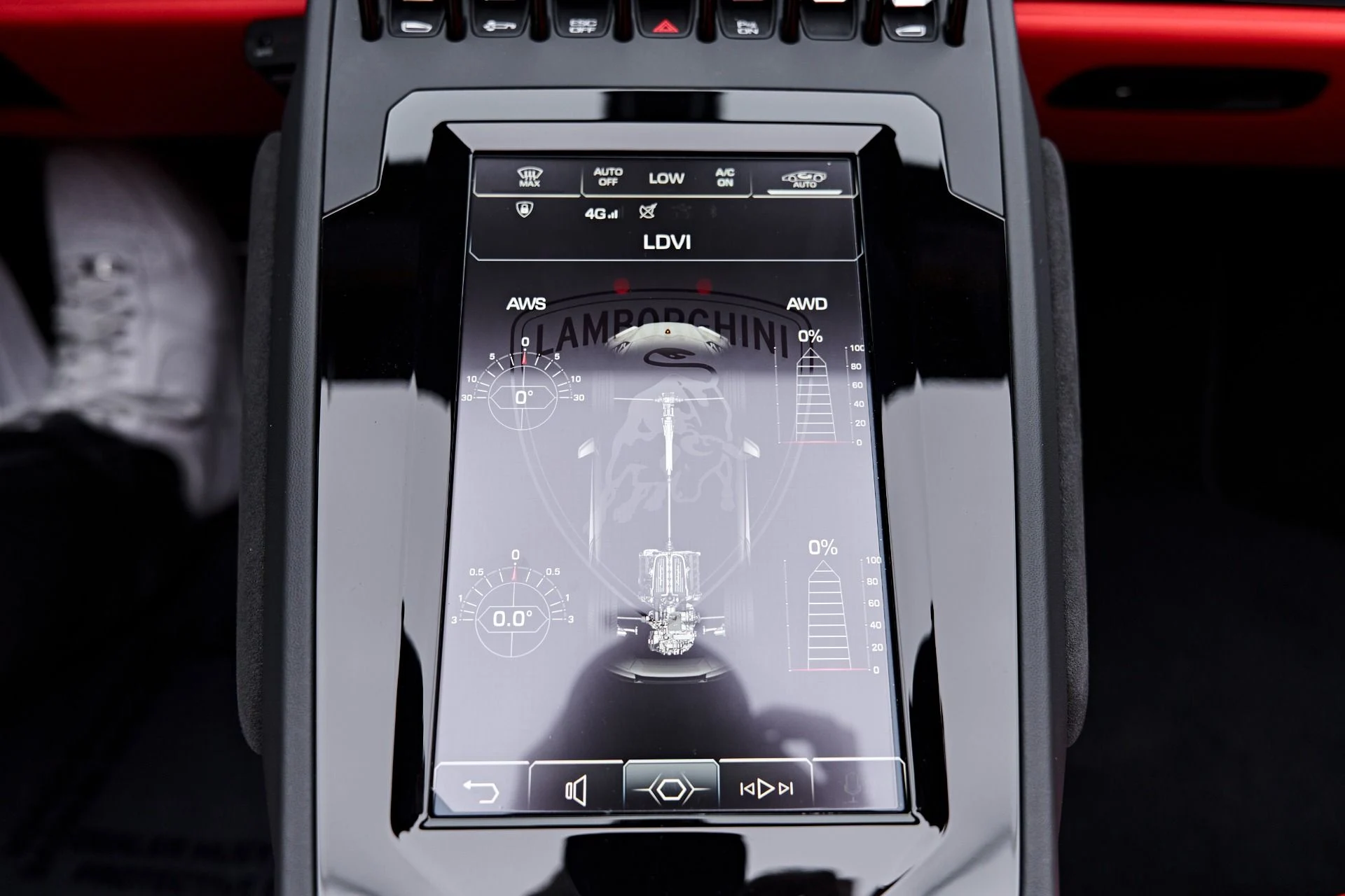 mph081_2690378721_Used_2024_Lamborghini_Huracan_EVO_Base_1791337217_605ed18add
