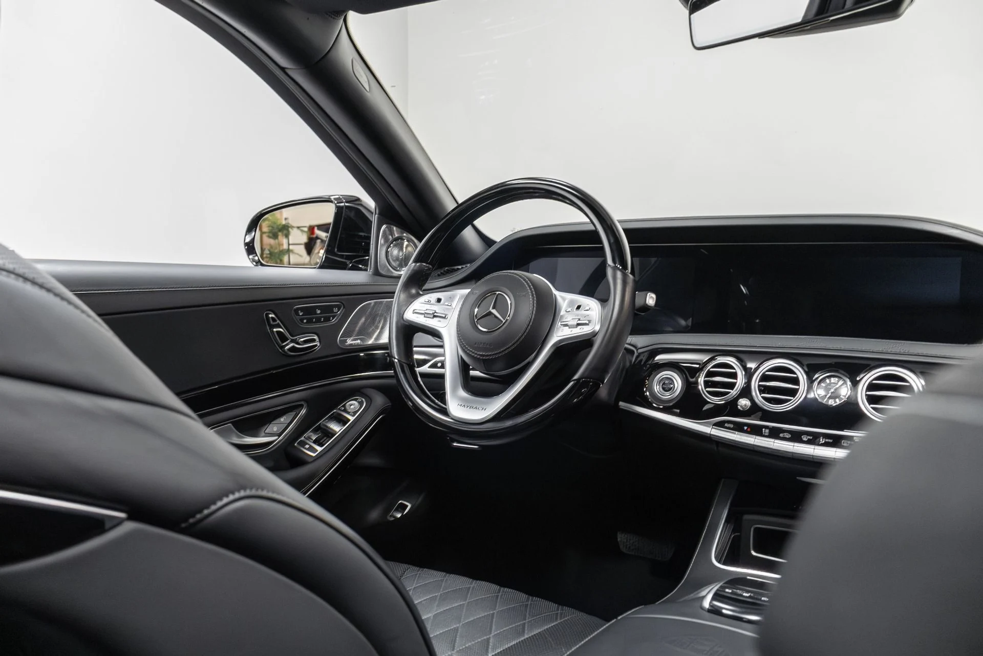 mph081_2761637864_Used_2019_Mercedes_Benz_S_Class_Maybach_S_650_1763220907_57c23c5aed