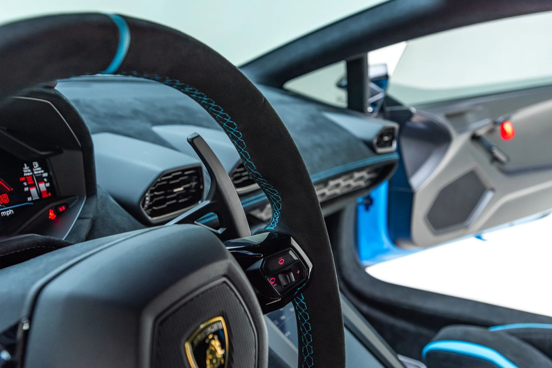 mph081_2834640722_Used_2024_Lamborghini_Huracan_STO_Alpha_10_Twin_Turbo_1786644399_b750c6140e