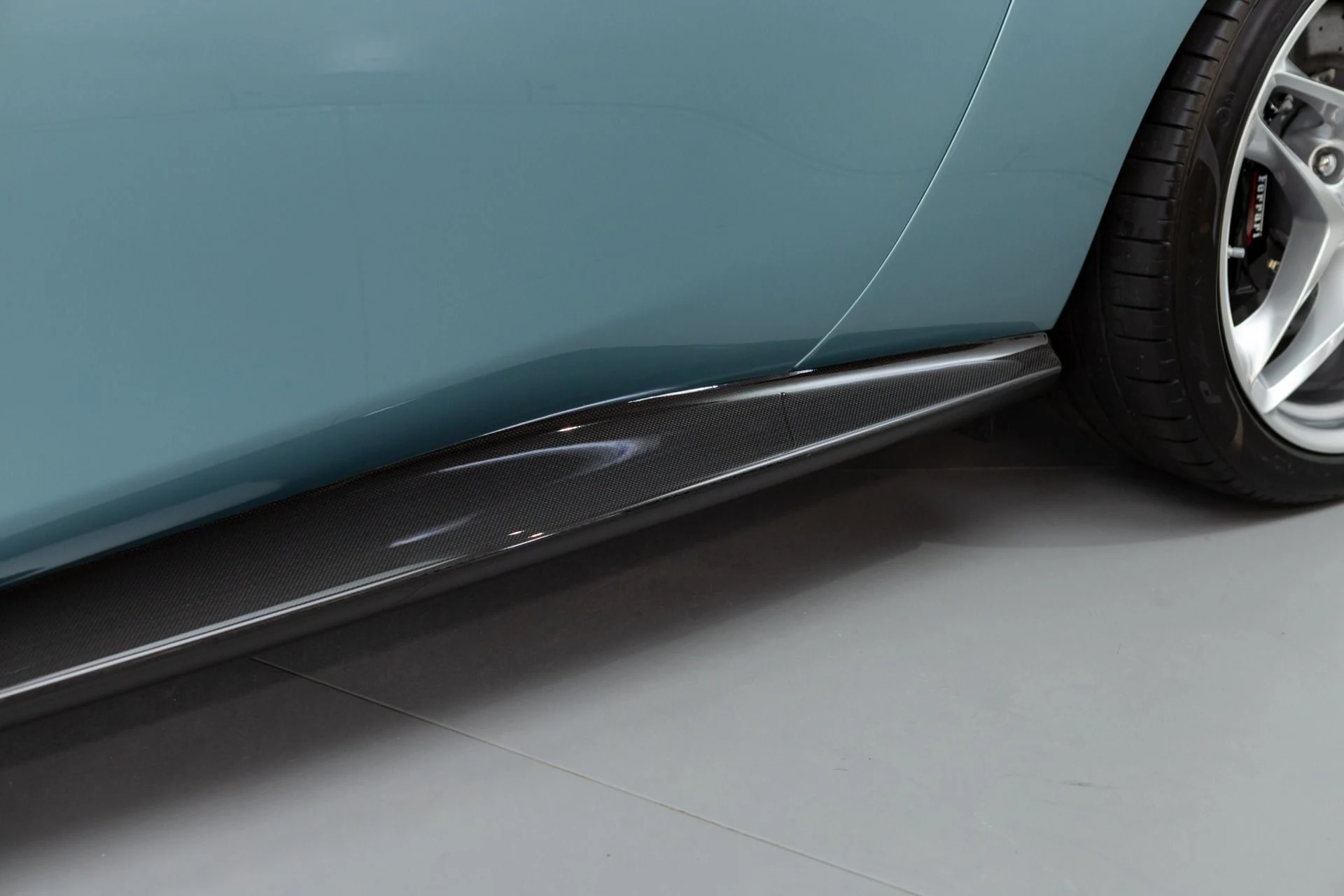 mph081_2930606848_Used_2024_Ferrari_Roma_Spider_1772564238_0bd39d6d6f