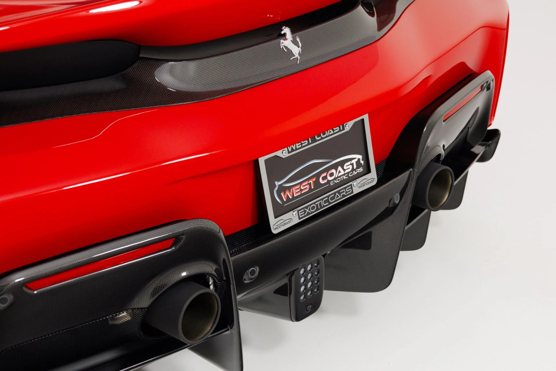 mph081_2953858093_Used_2020_Ferrari_488_Pista_1774991867_eeb5e77d61