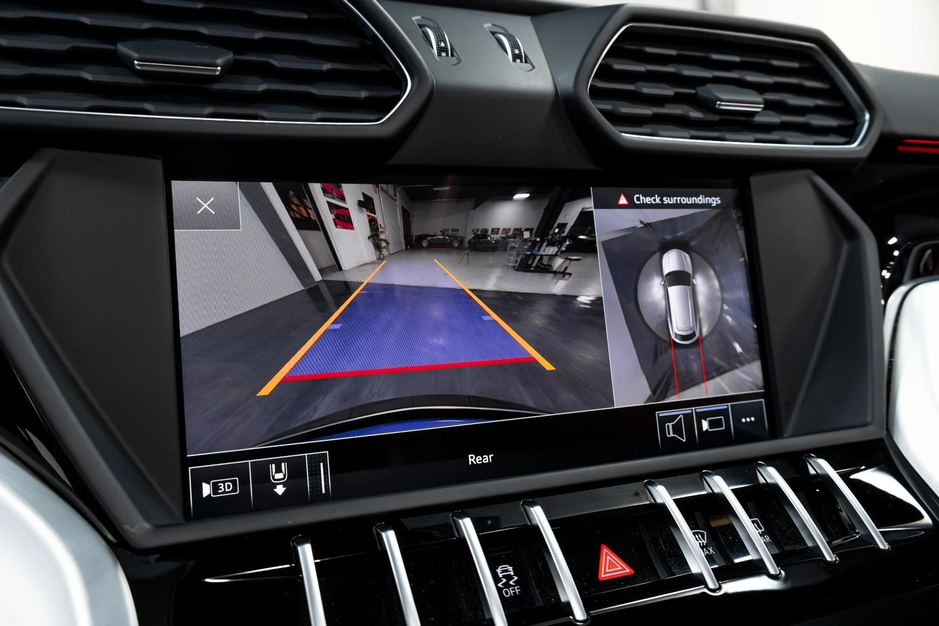 mph081_3149174700_Used_2019_Lamborghini_Urus_1772123275_95c8a33498