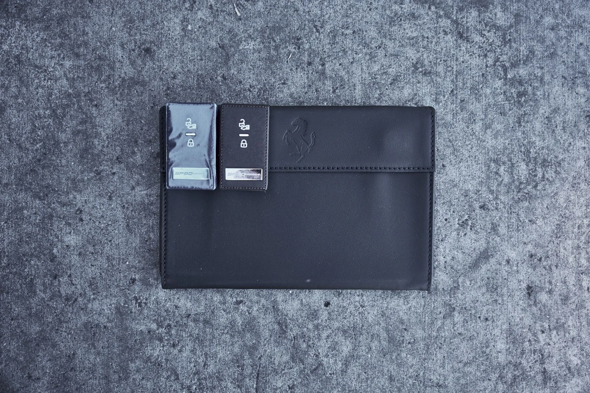 mph081_3302608036_Used_2023_Ferrari_SF_90_Stradale_Base_1772922976_91552cfcea