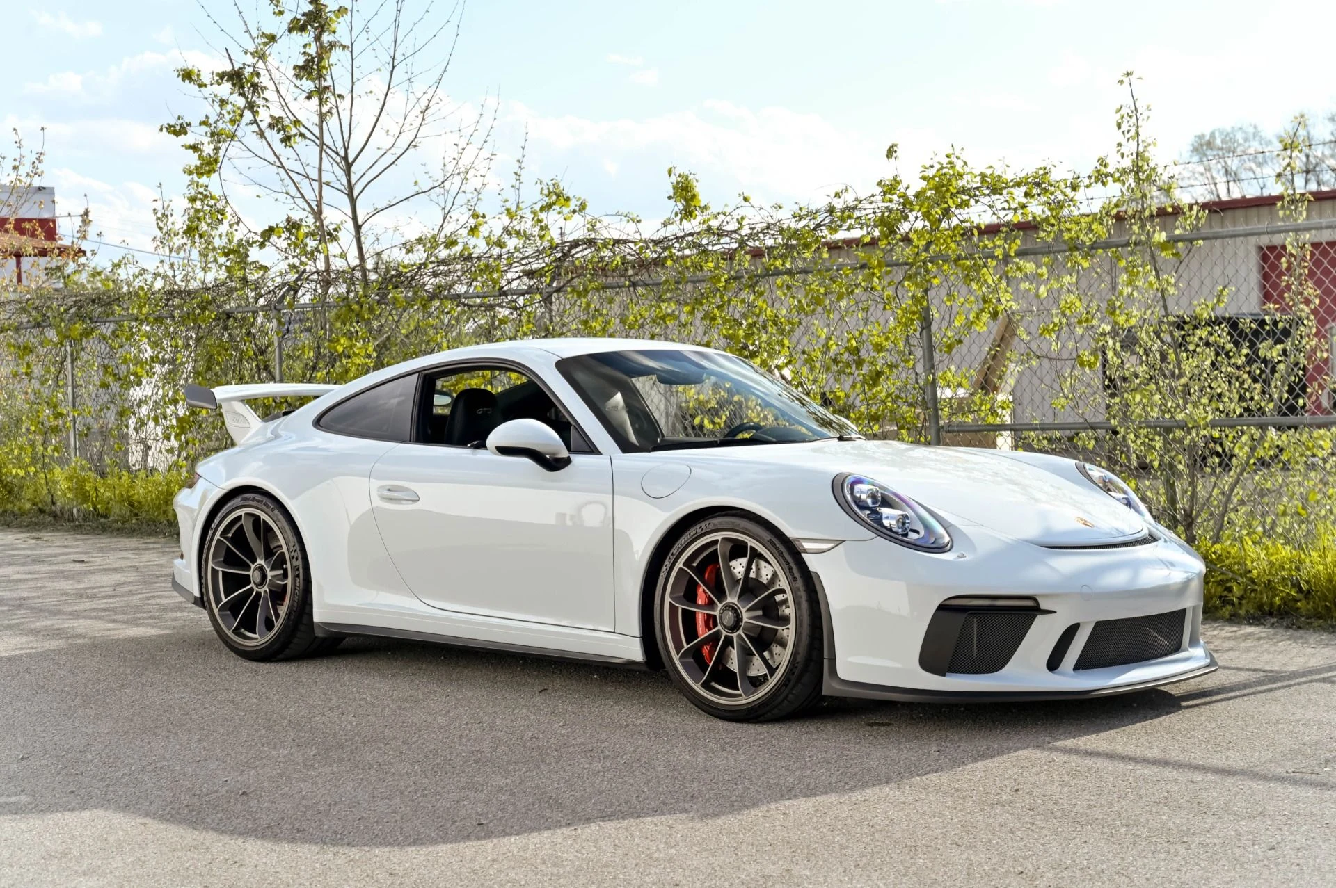mph081_3353823761_Used_2018_Porsche_911_GT_3_1778195447_a5b715a6f5