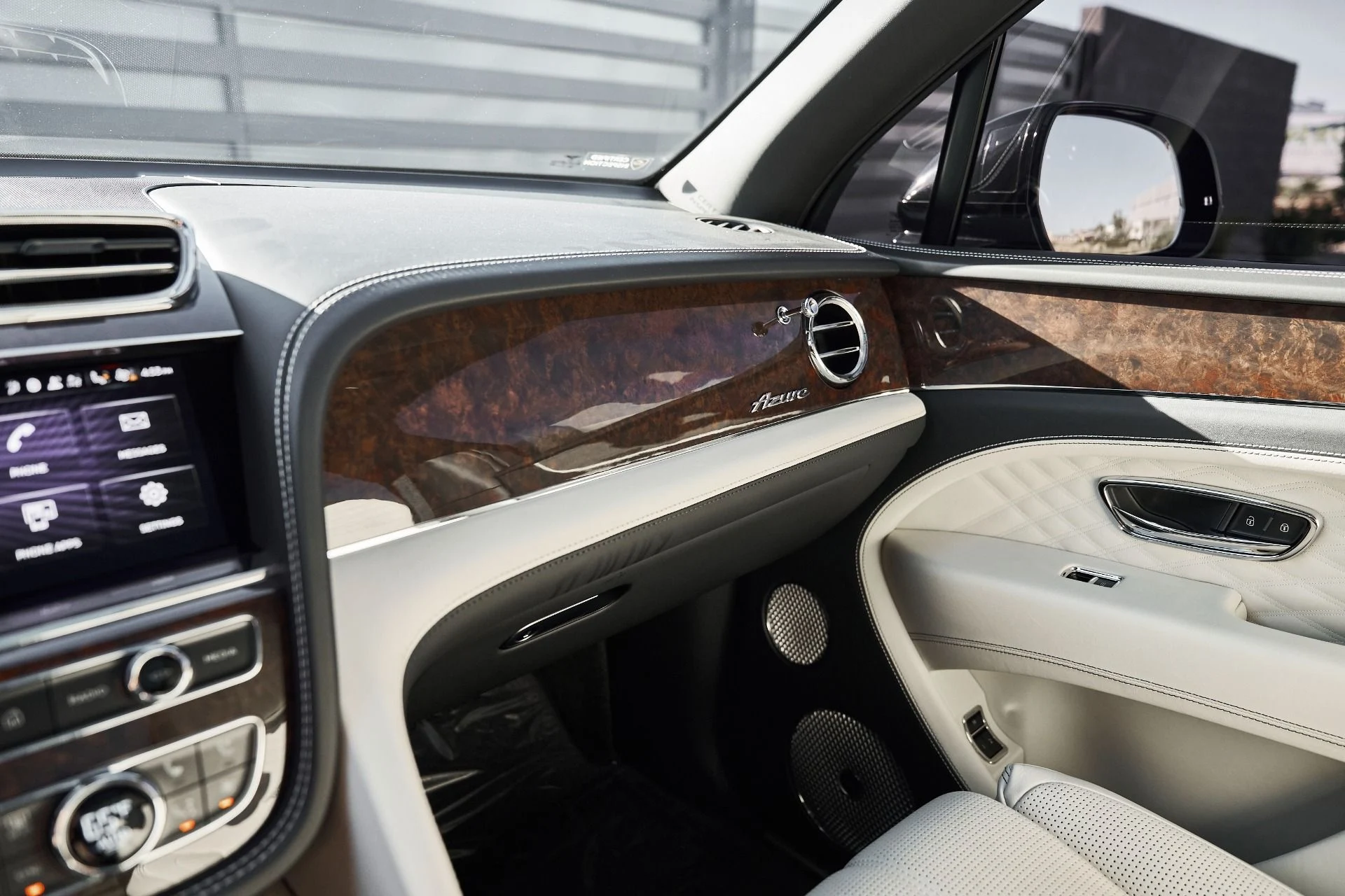 mph081_3417028874_Used_2023_Bentley_Bentayga_EWB_Azure_1773968924_15e0ec5ca1