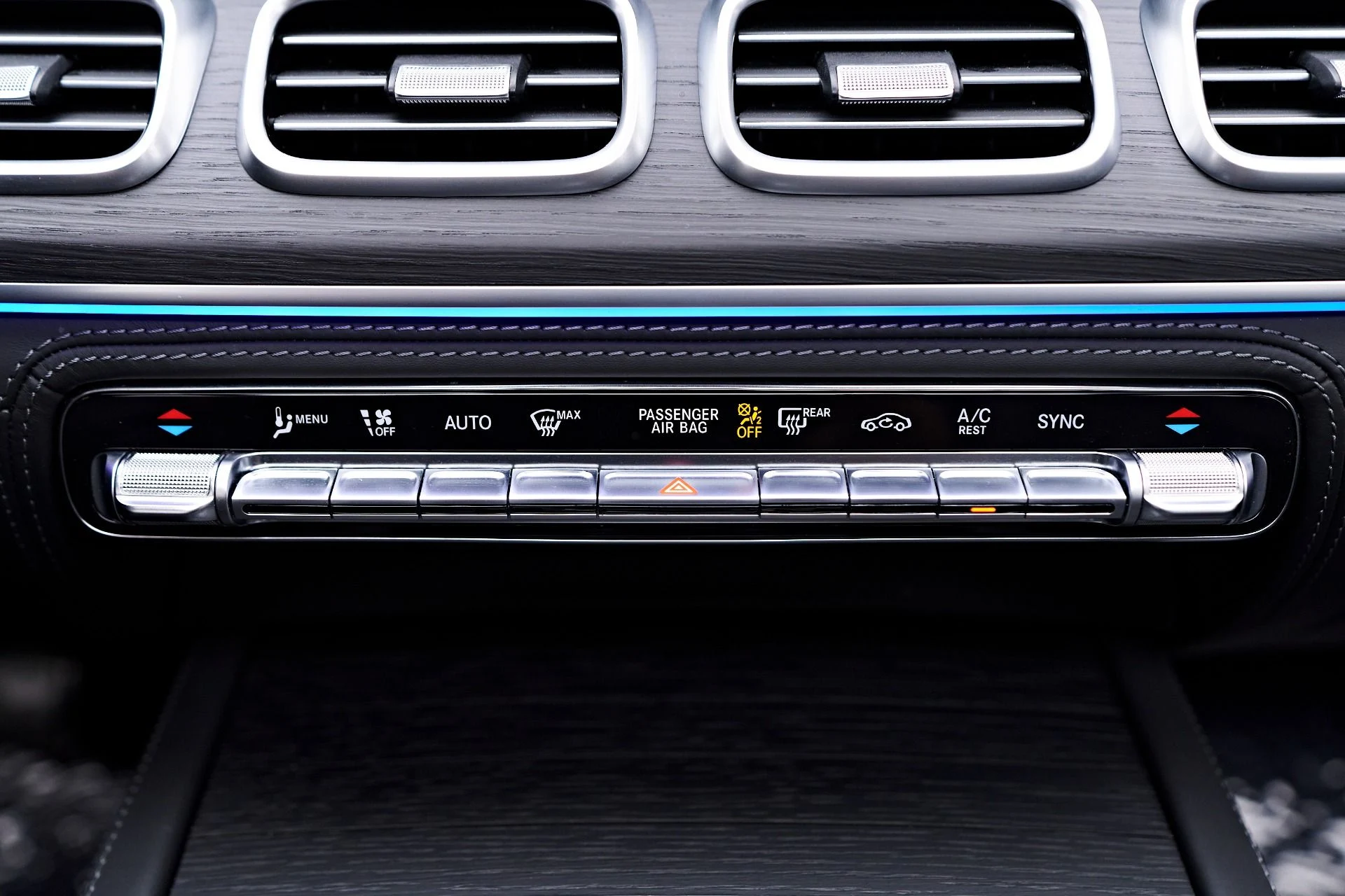 mph081_3517665571_Used_2022_Mercedes_Benz_GLS_Maybach_GLS_600_1747446181_e092a60827