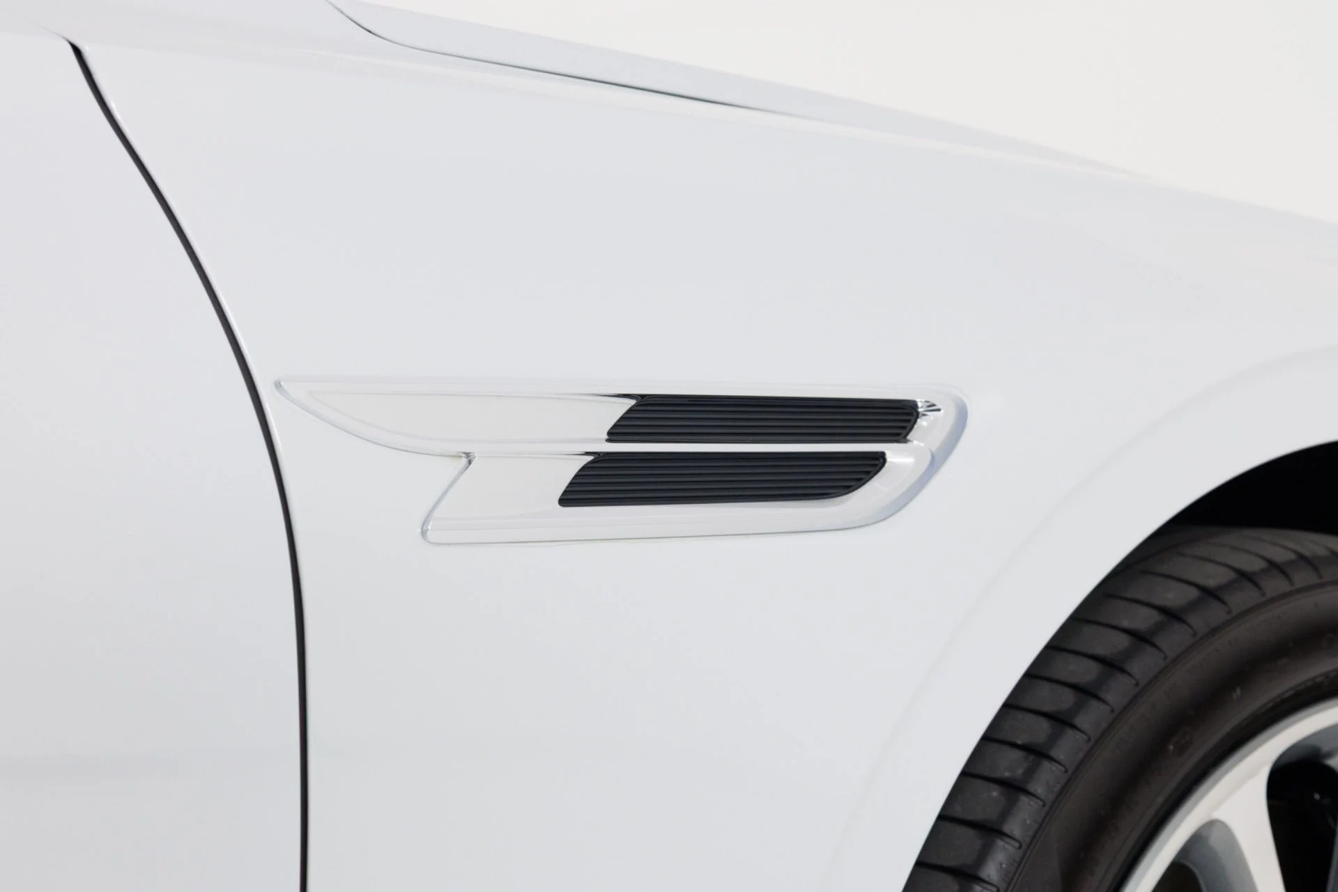 mph081_3531625108_Used_2020_Bentley_Flying_Spur_W12_1776899573_4e7497cbea