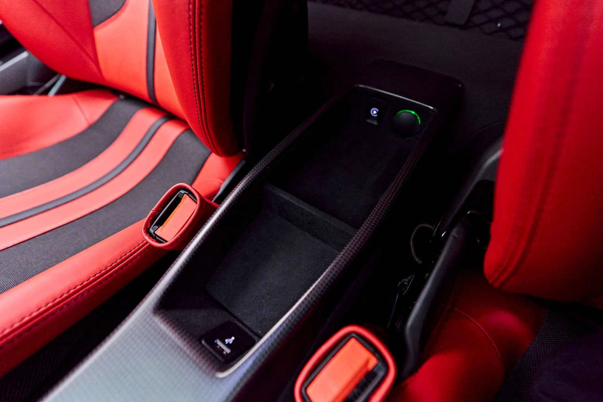 mph081_3562337958_Used_2020_Ferrari_488_Pista_Base_1749062519_ffa93273c1