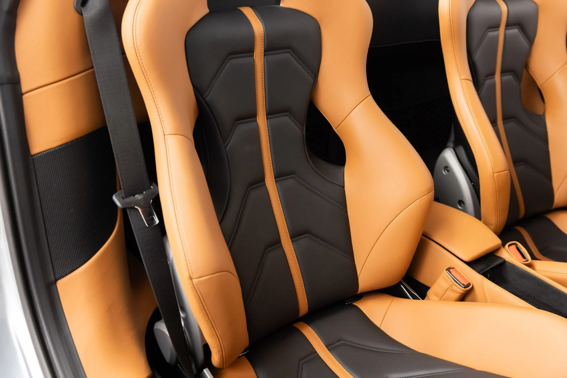 mph081_356366457_Used_2017_Ferrari_488_Spider_1784830222_1aeb8fac97