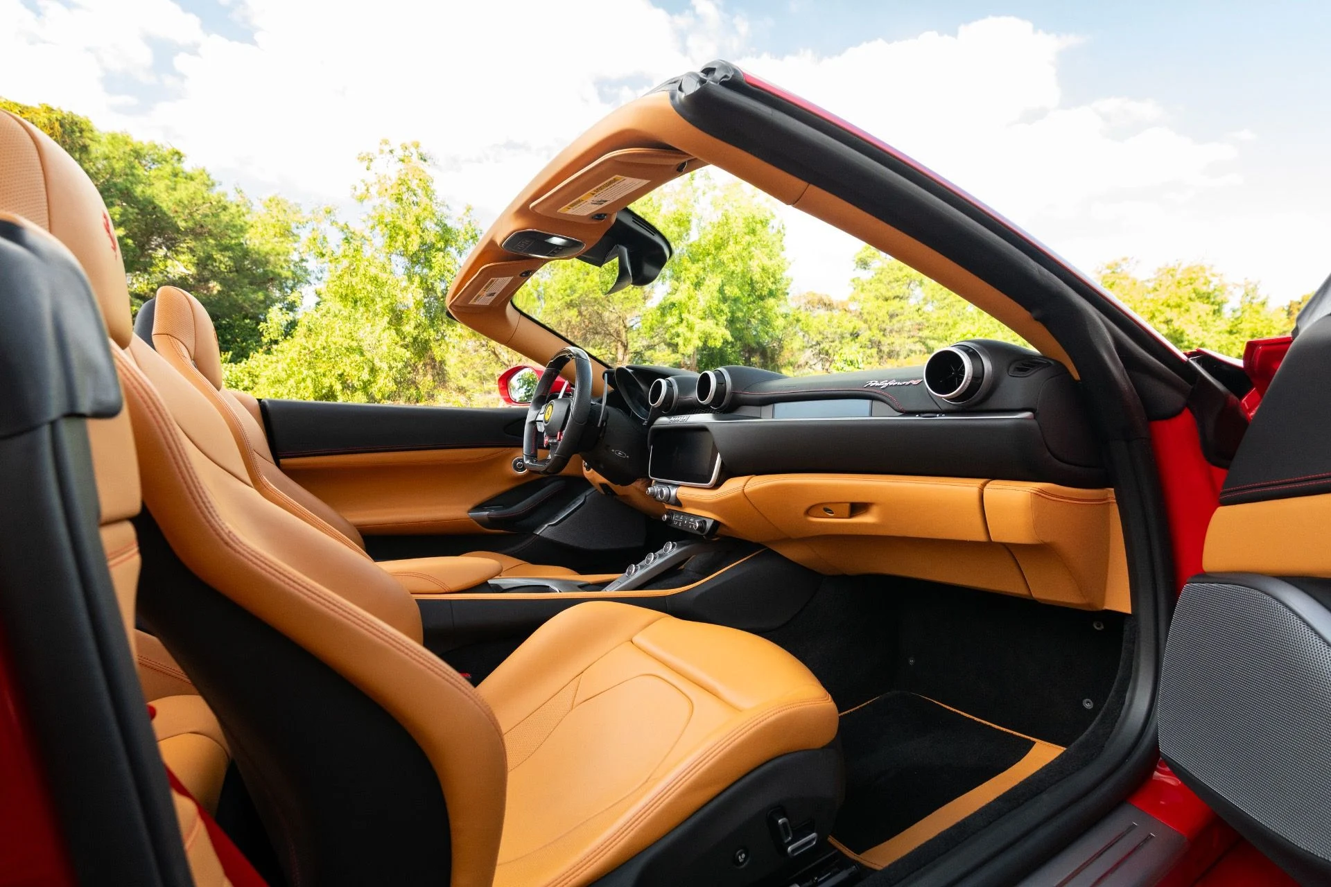 mph081_3633266281_Used_2023_Ferrari_Portofino_M_1770869852_d2de76255d