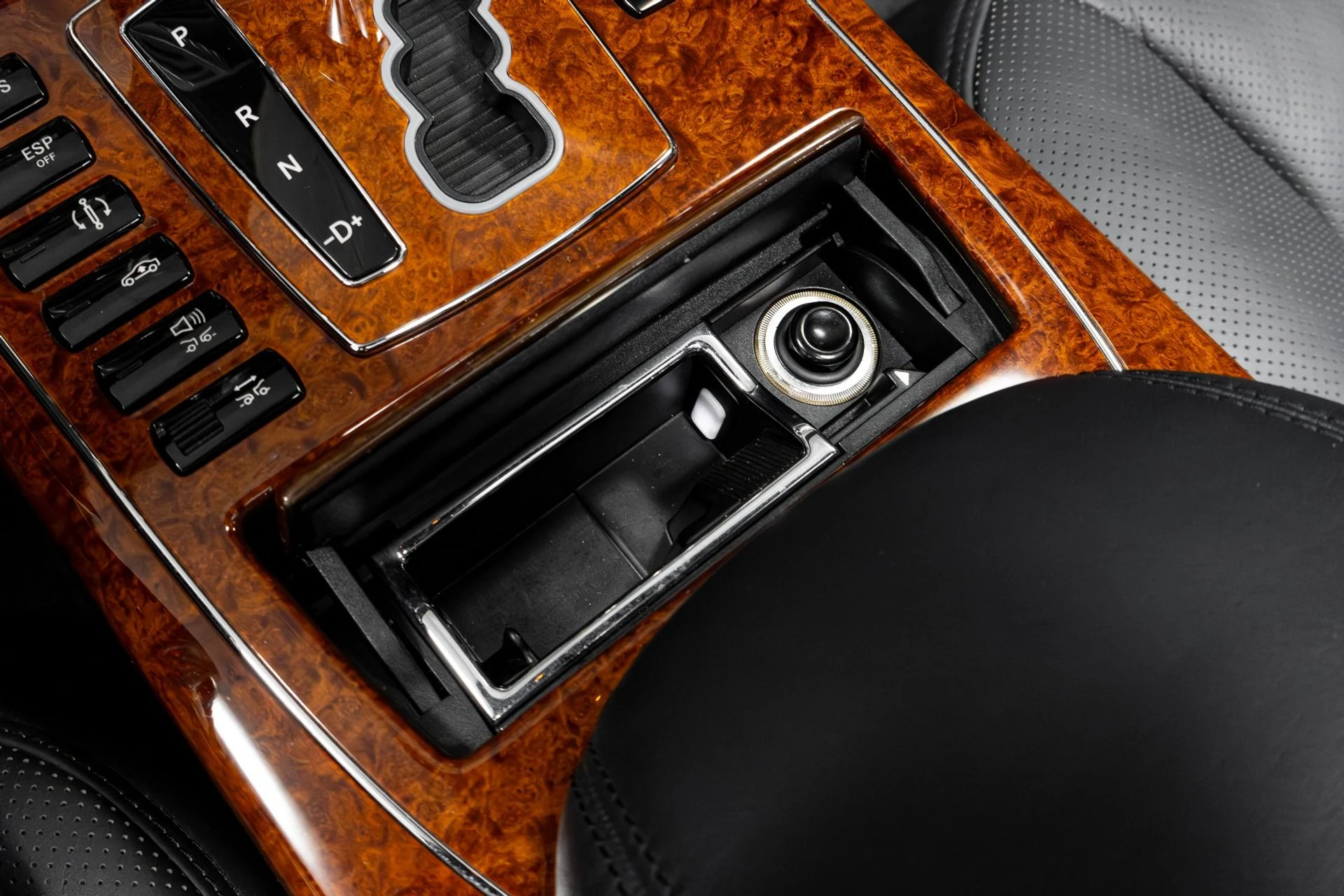 mph081_3683820508_Used_2004_Maybach_57_1769486757_57554717d7