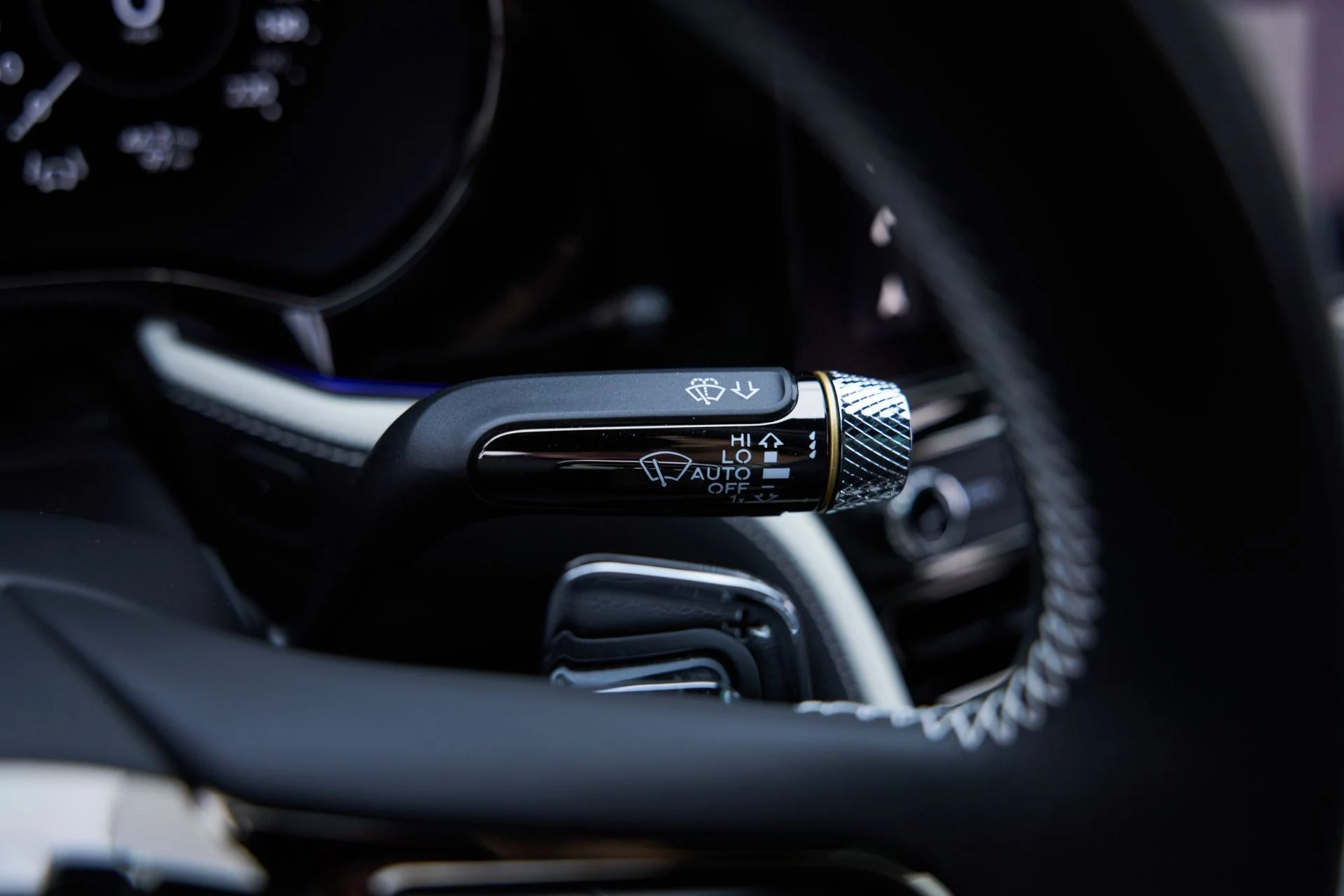 mph081_3878159646_Used_2025_Bentley_Flying_Spur_Speed_1793037916_5157c9210f