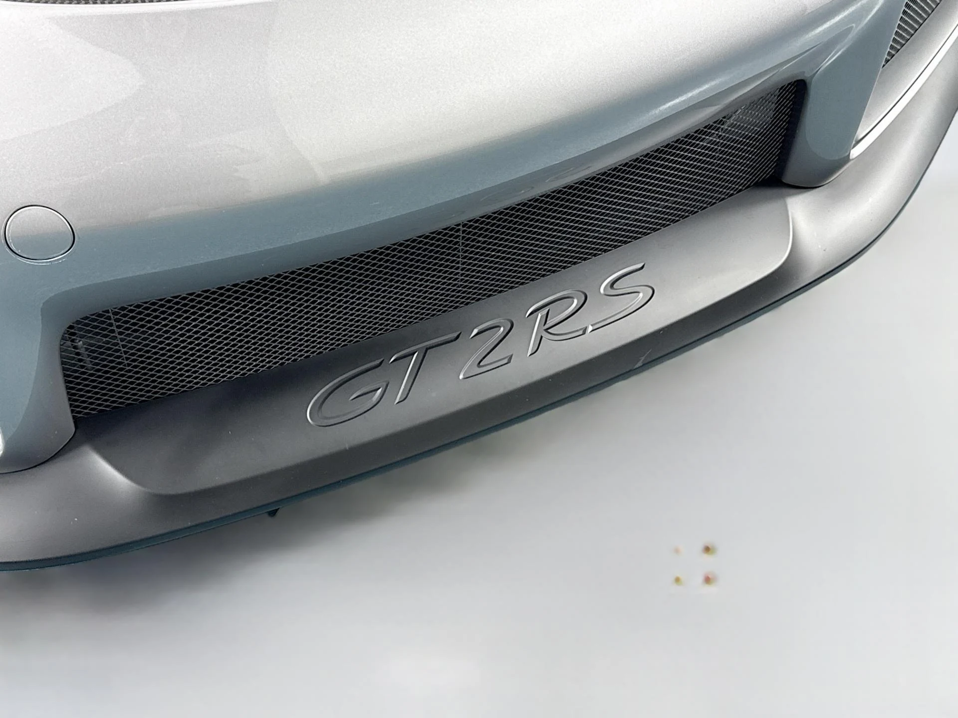 mph081_4018278057_Used_2018_Porsche_911_GT_2_RS_1784763021_773a2c3c4a