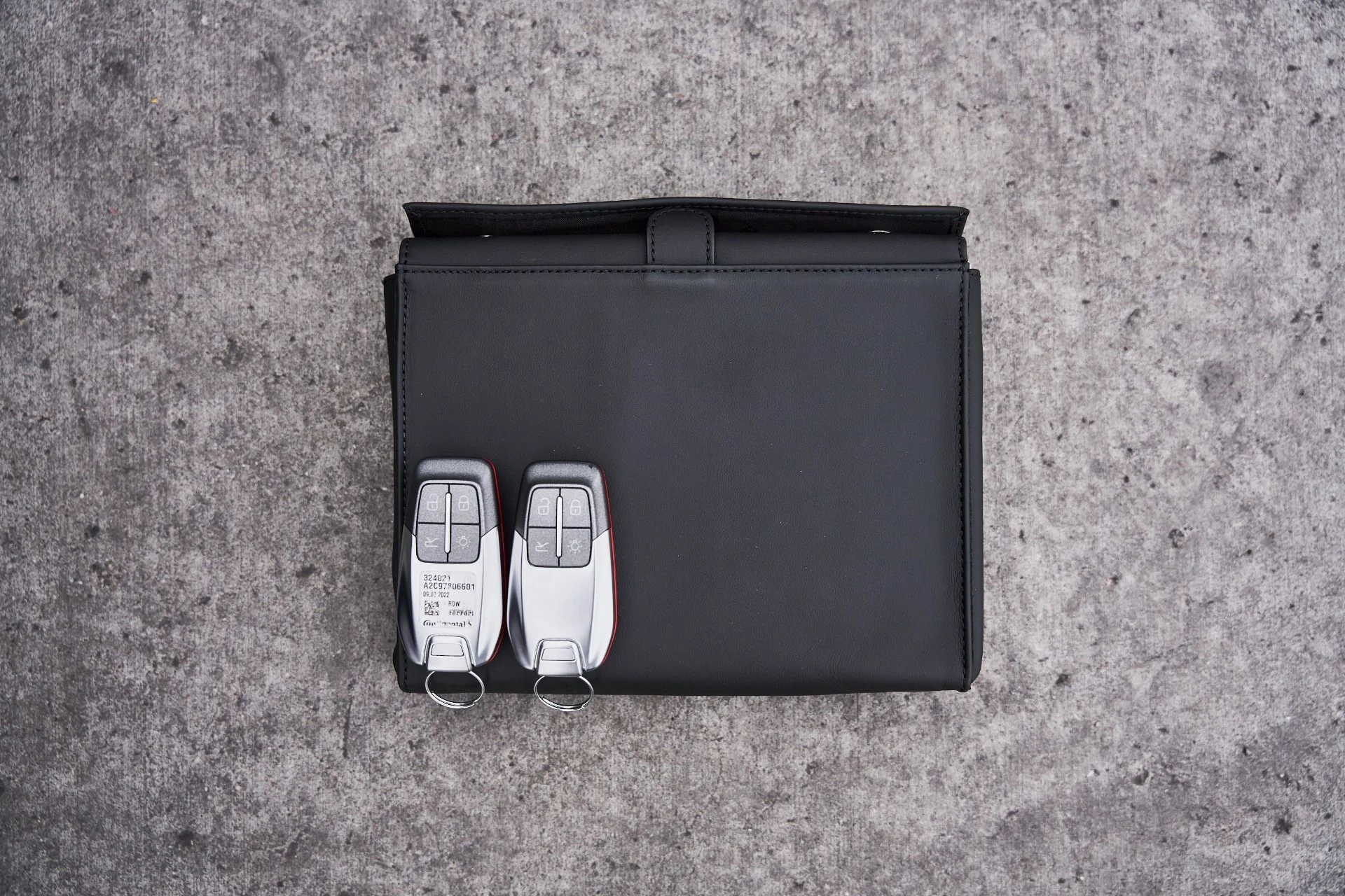 mph081_4022230528_Used_2022_Ferrari_812_GTS_Base_1770762788_0b4314877f