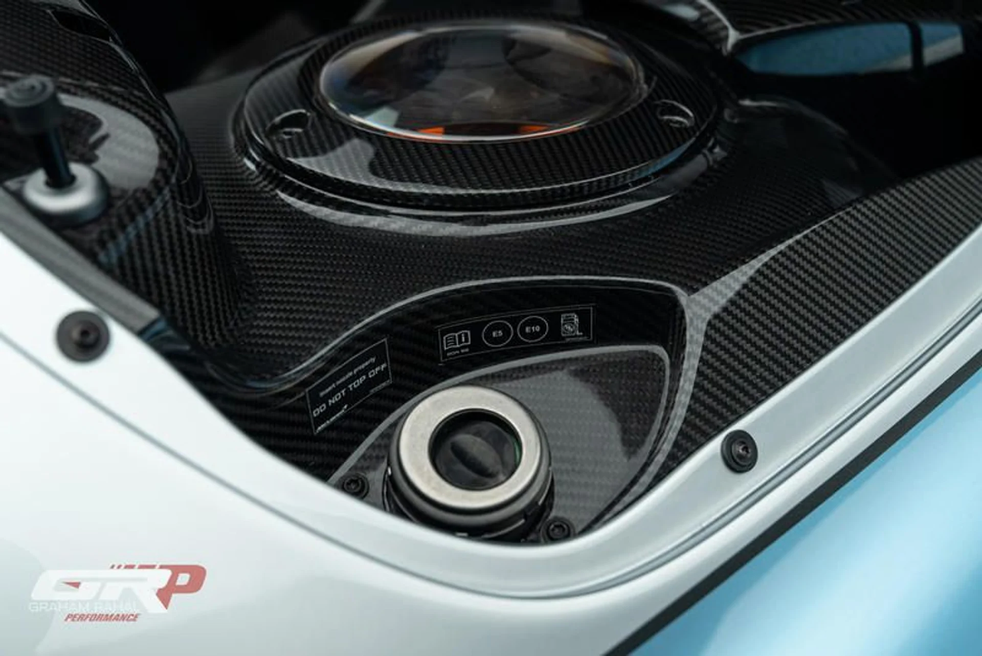 mph081_4024508520_E589_FA_0_E_E102_4_F2_C_B582_BACC_606_A368_F_d99828b5d7