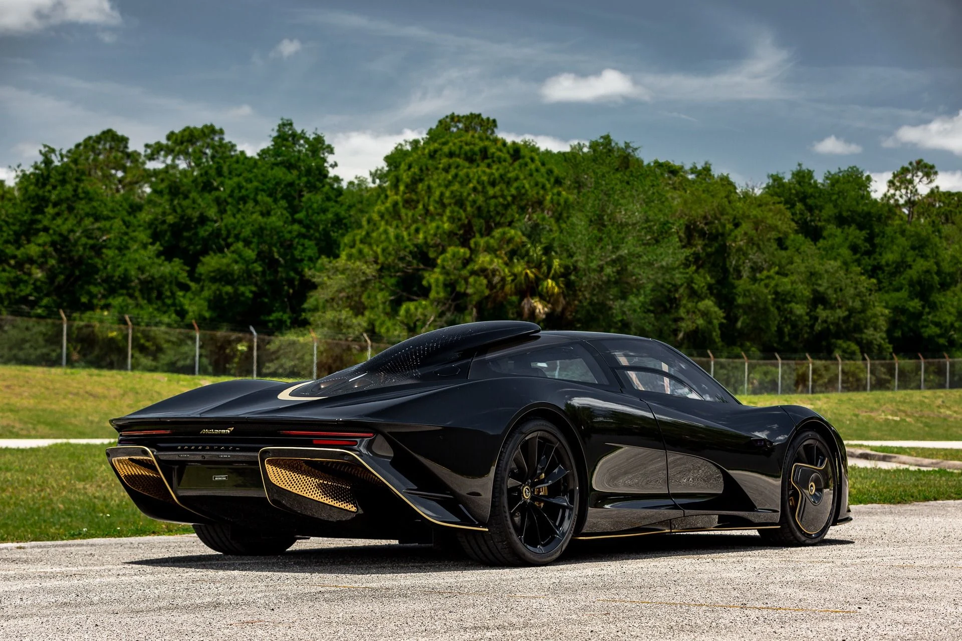 mph081_4174189336_251_p82_l_182a68e2ec