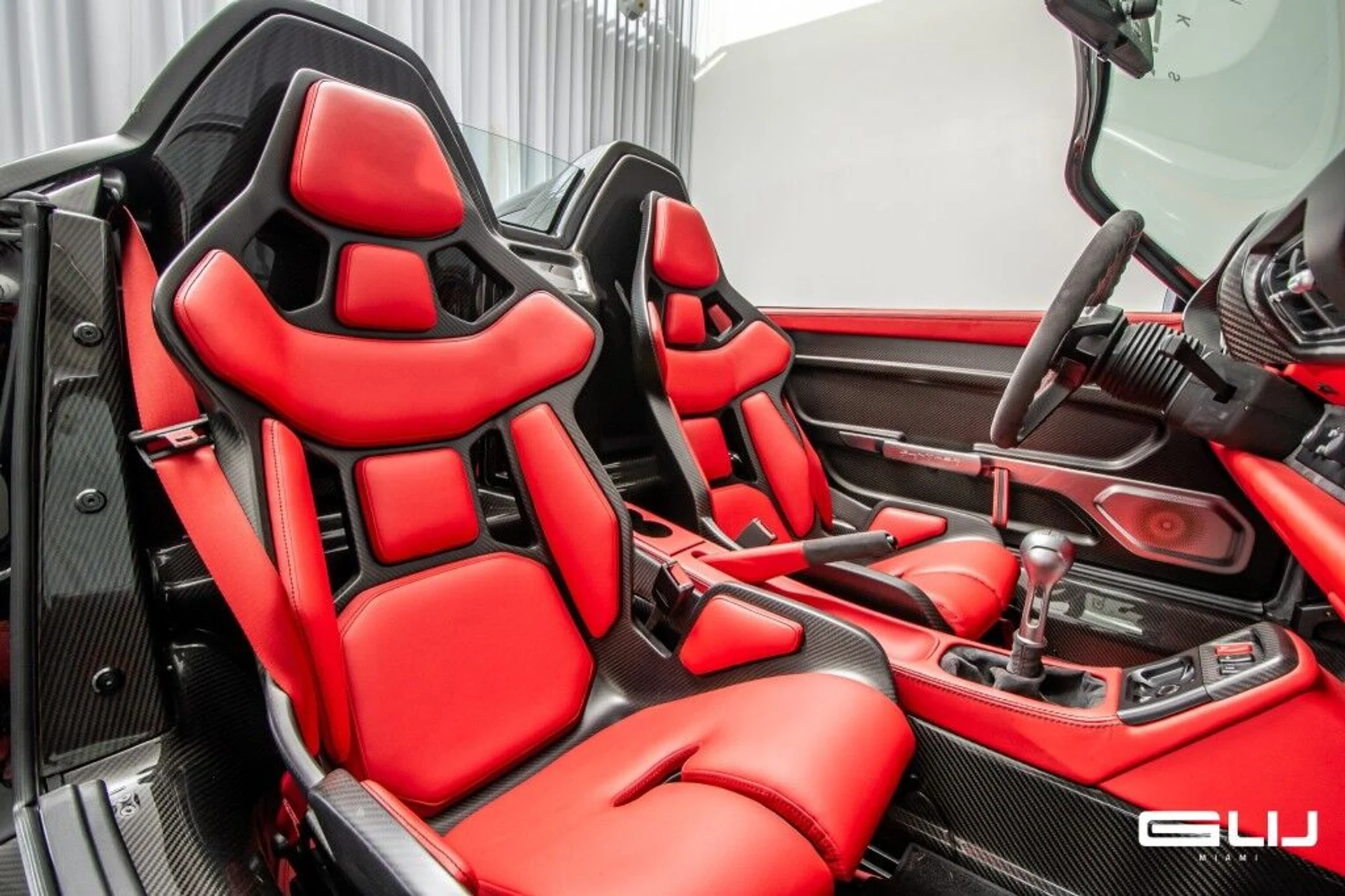 mph081_519990239_fb1bfe3b12c9afa53207508722a0ac76_2d2b56d31f