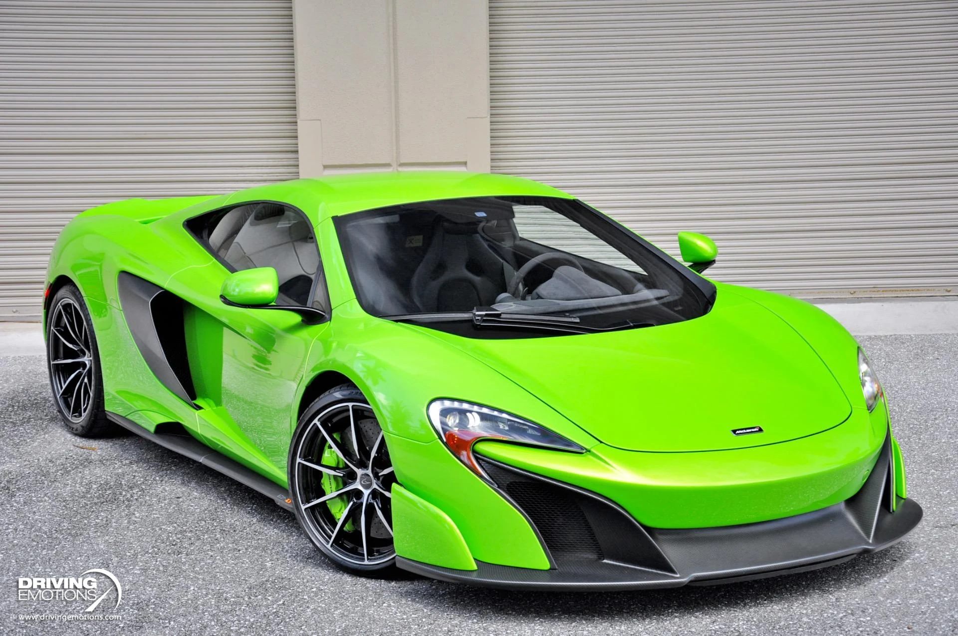 mph081_52104370_855_p82_l_466bd9308d