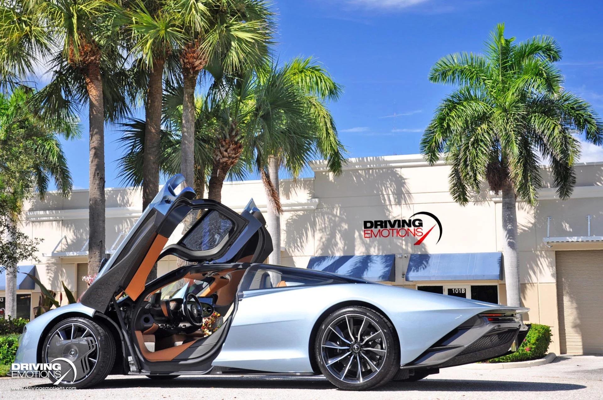 mph081_529905218_821_p82_l_a97d0afd94