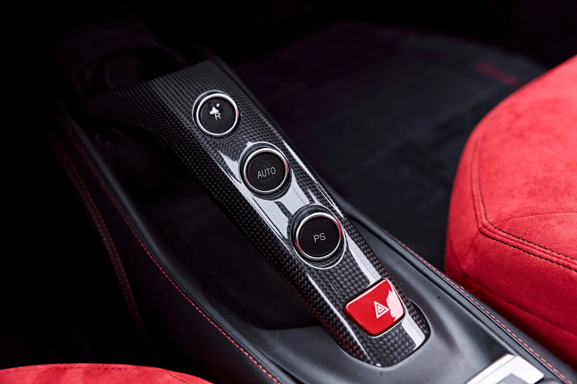 mph081_603606650_Used_2018_Ferrari_488_GTB_Base_1782869791_65bc2897e2
