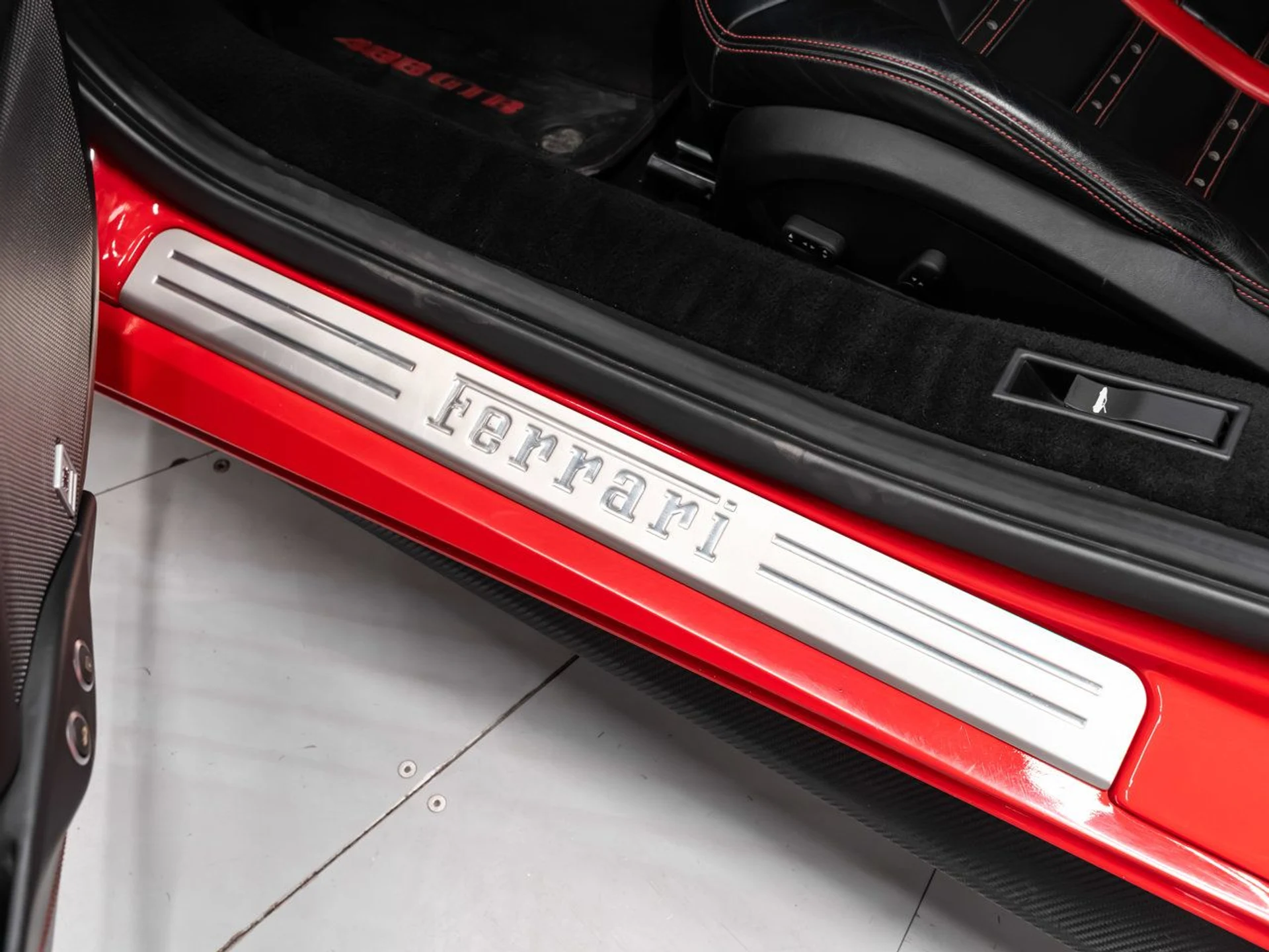 mph081_784877140_ferrari_488_gtb_2017_d19c06a31a