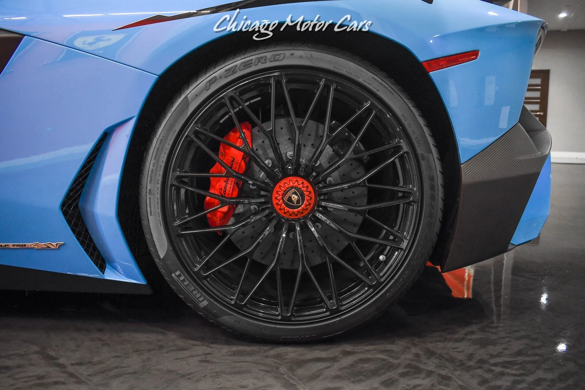 mph081_890357793_9696_p82_l_b18a147002